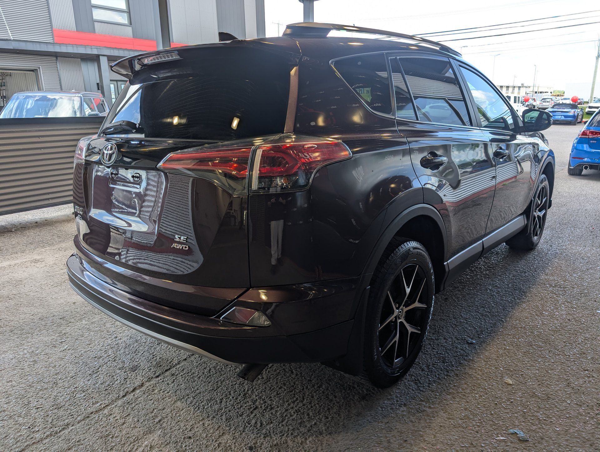 Toyota RAV4 2017 - Image 7