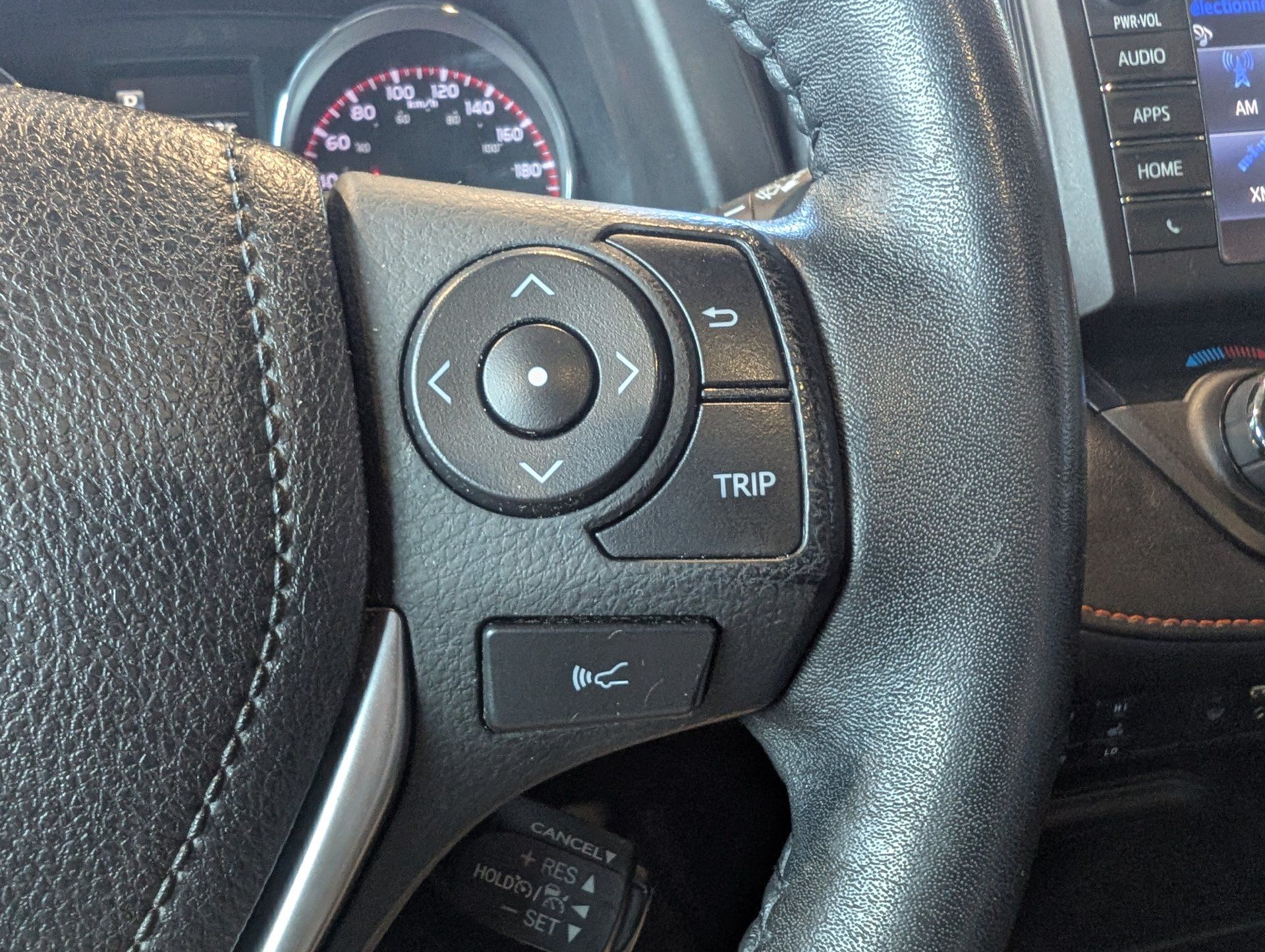 Toyota RAV4 2017 - Image 21