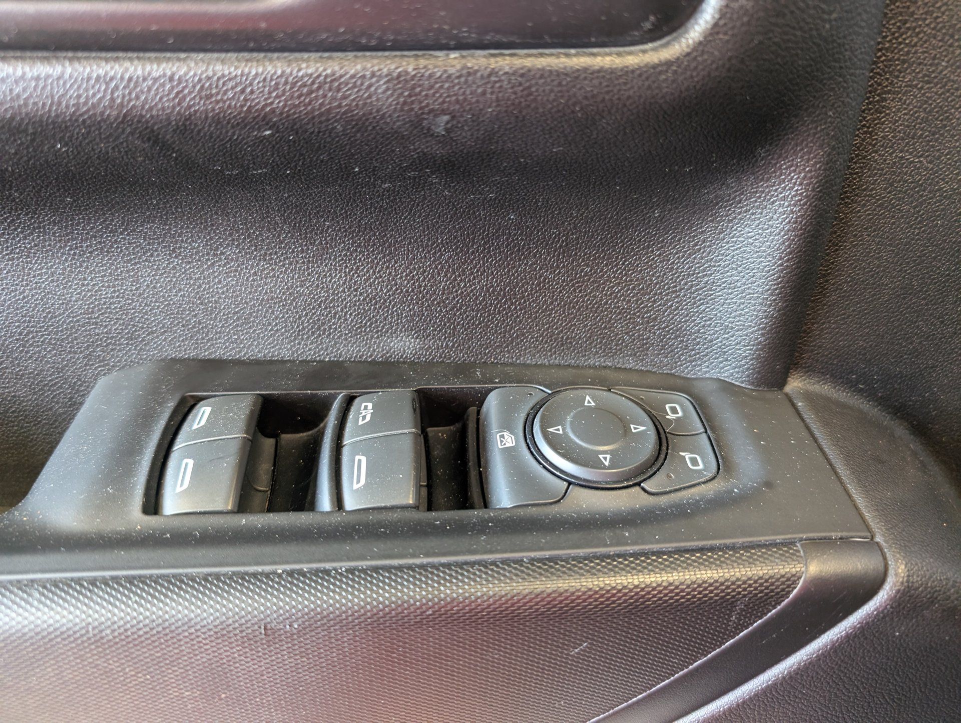 Chevrolet Silverado 1500 LTD 2022 - Image 14