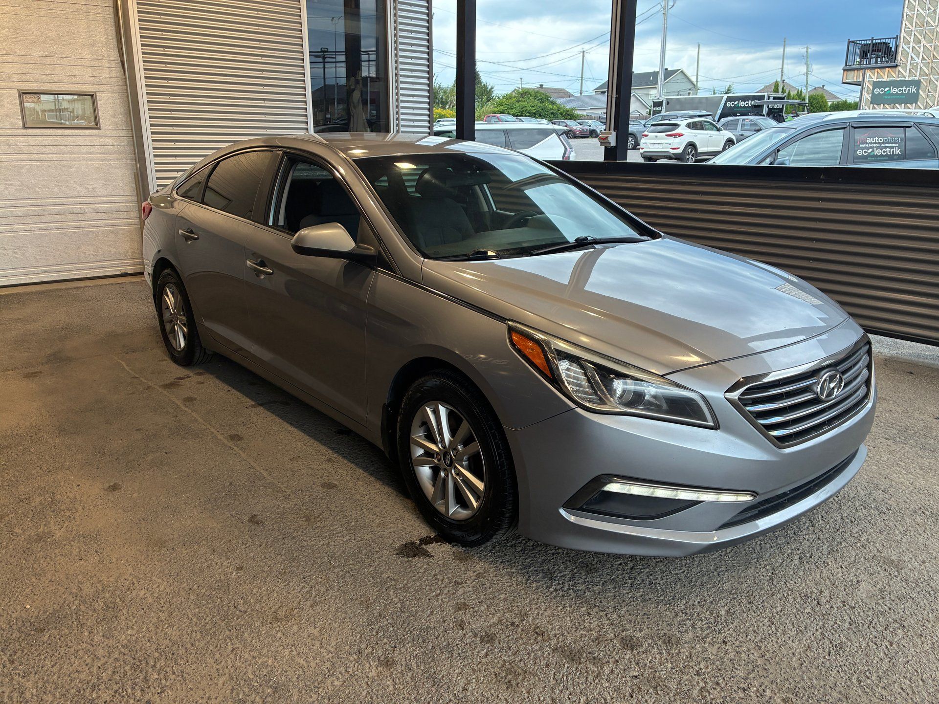Hyundai Sonata 2016 - Image 3