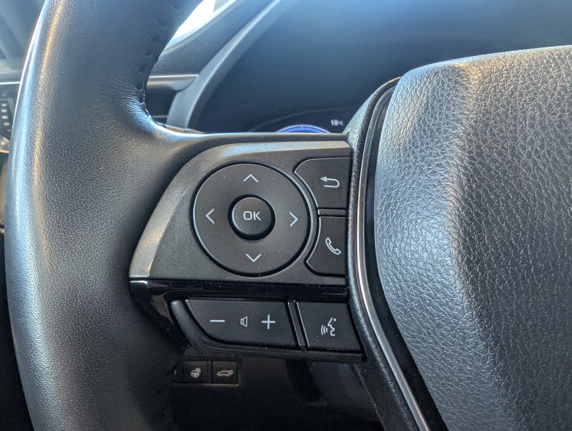 Toyota Venza 2024 - Image 20