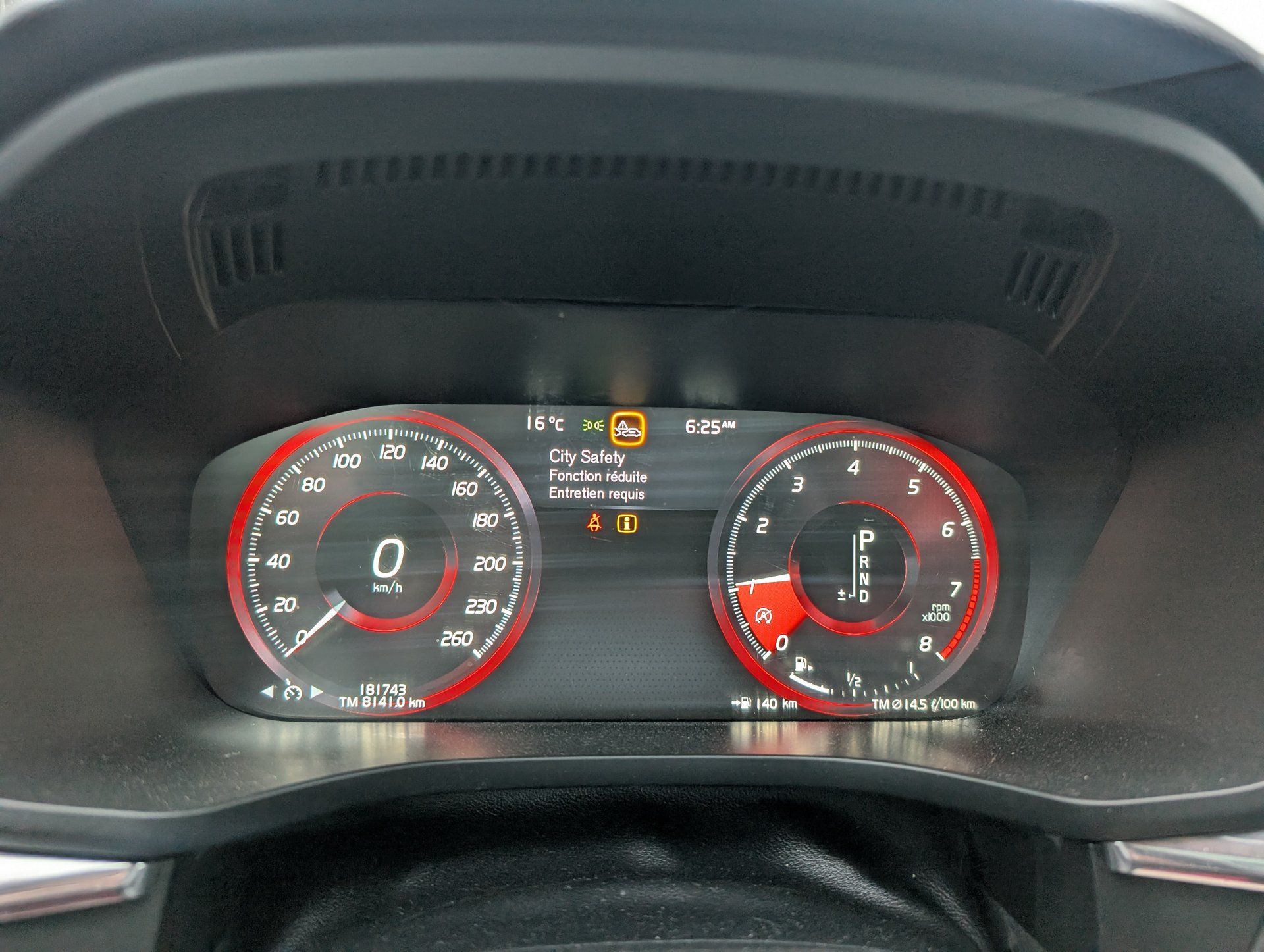 Volvo XC60 2018 - Image 3