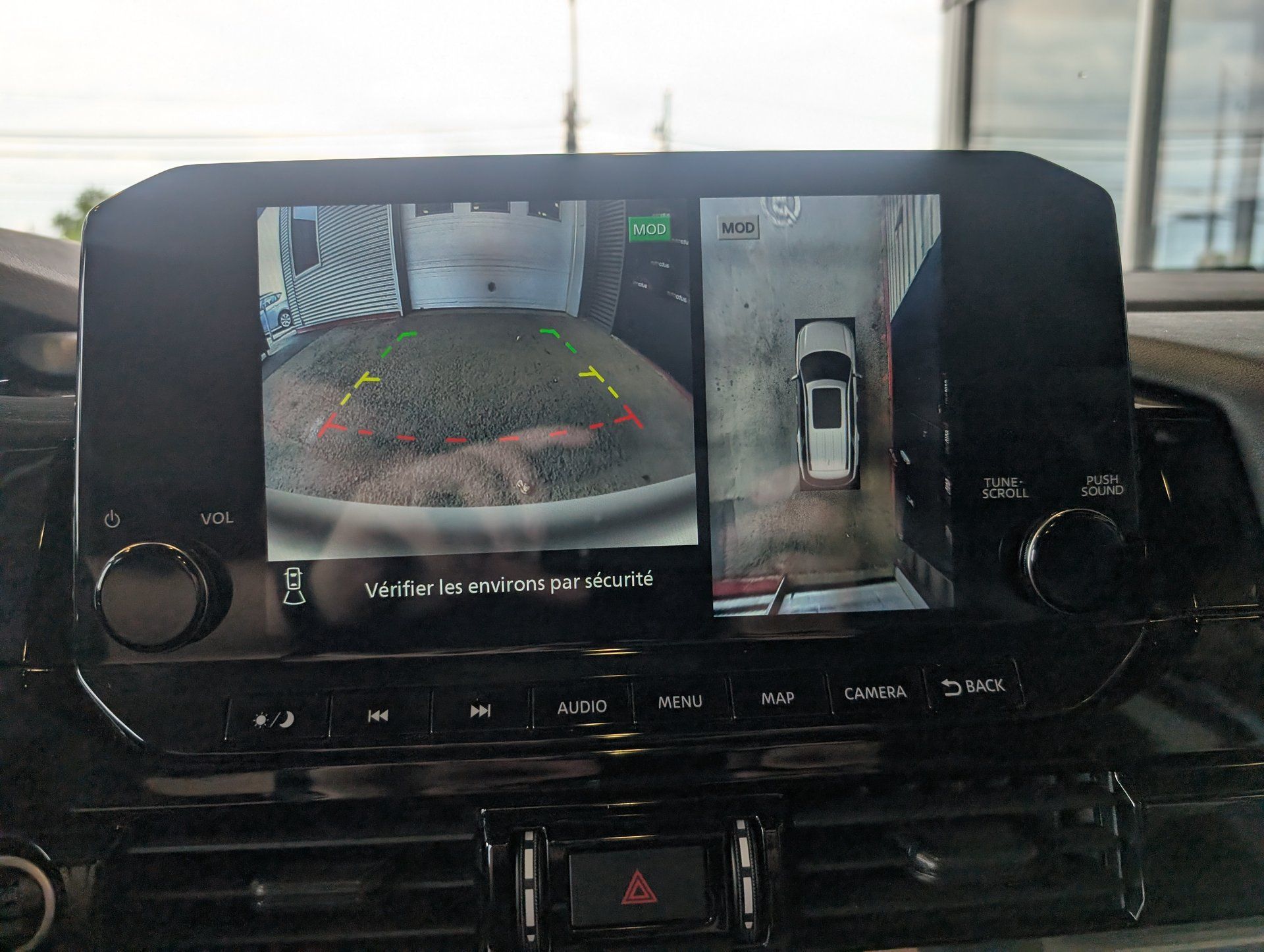 Nissan Pathfinder 2024 - Image 25