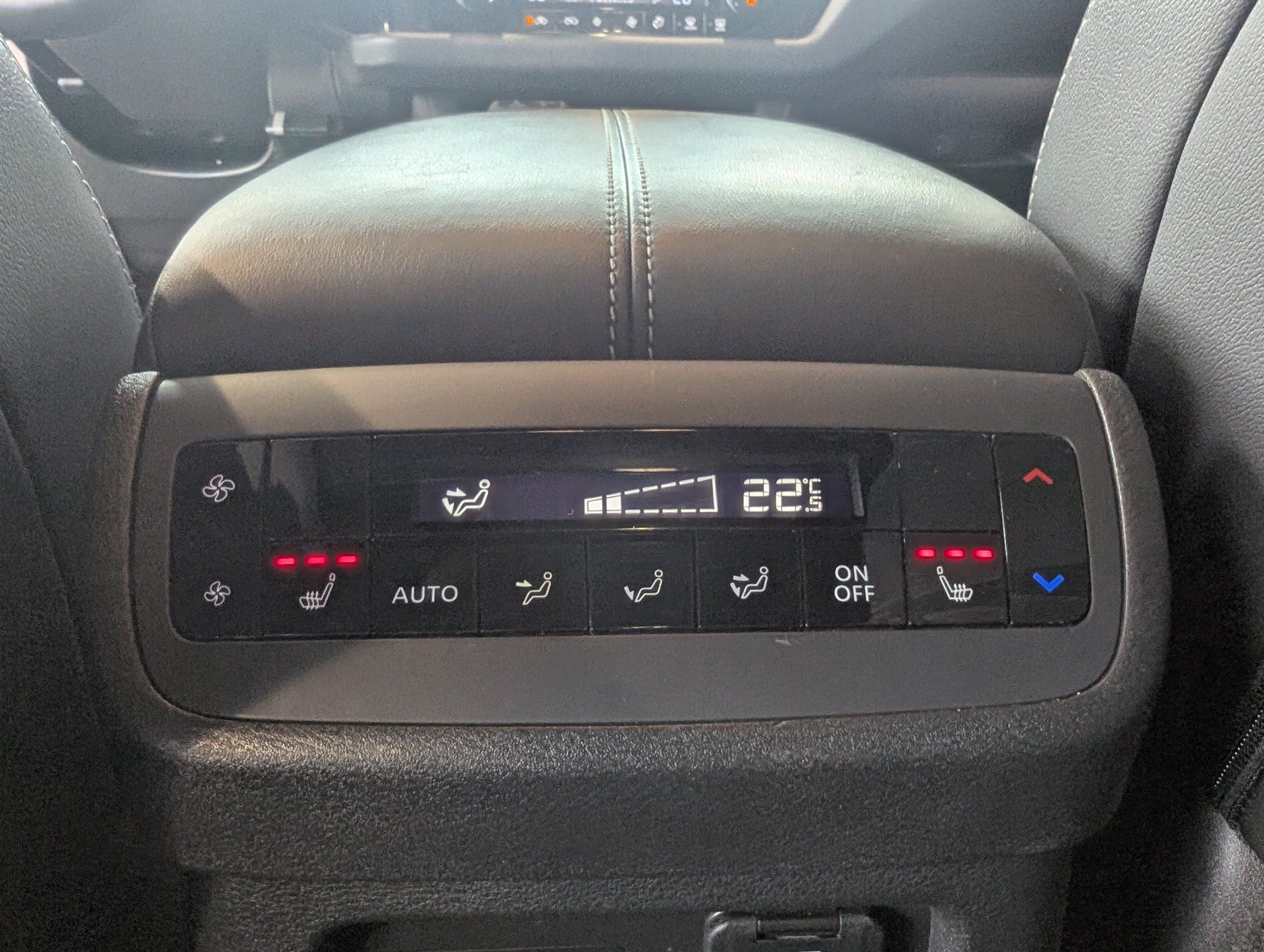 Nissan Pathfinder 2024 - Image 30