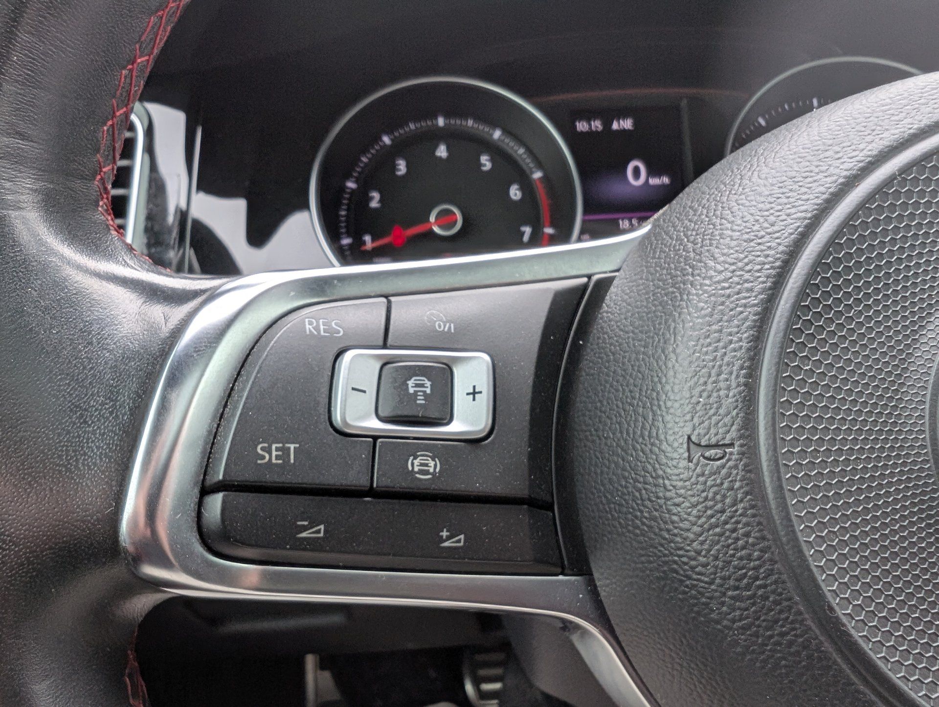 Volkswagen Golf GTI 2021 - Image 19