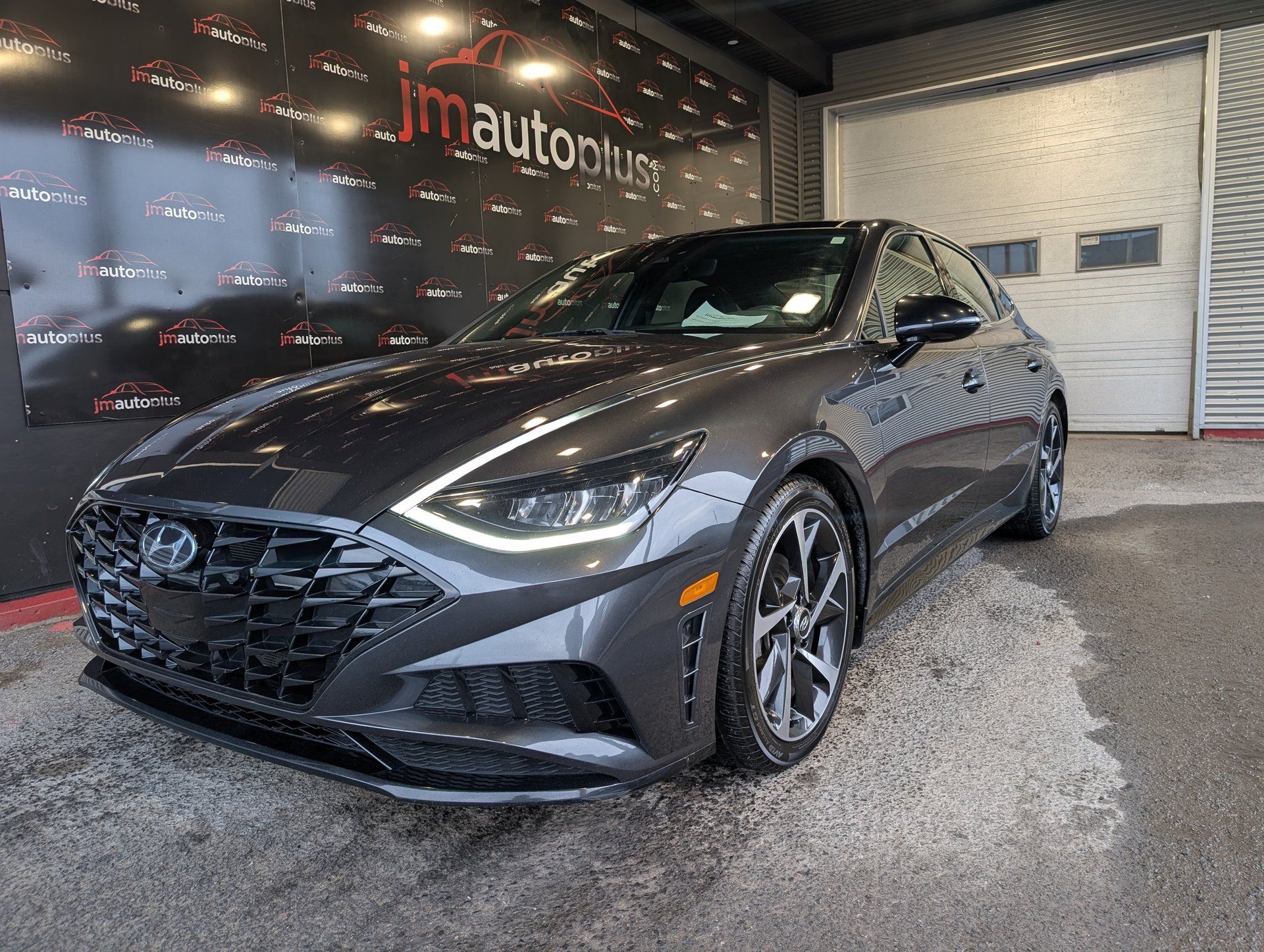 Hyundai Sonata 2021 - Image 1