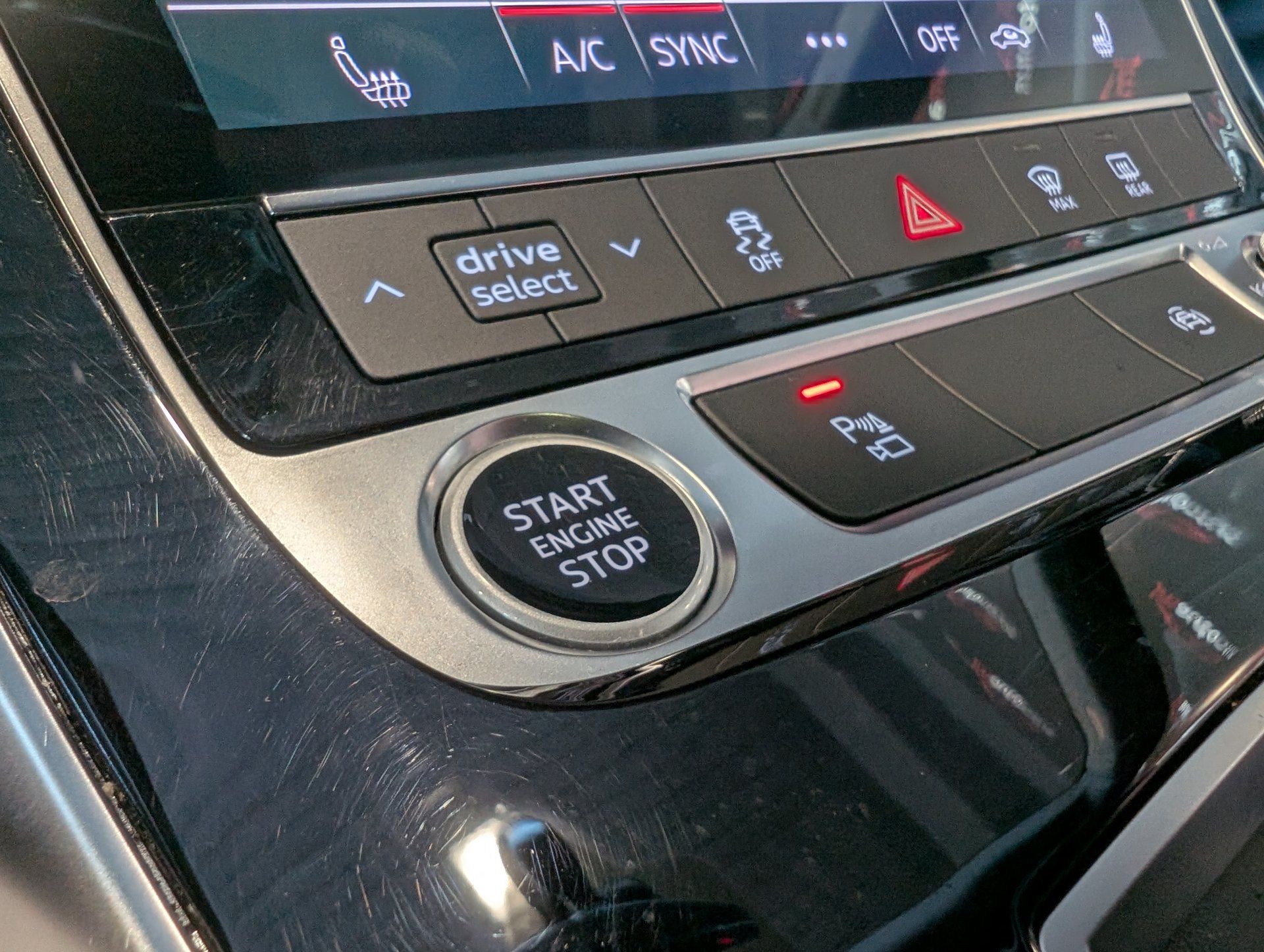 Audi Q7 2022 - Image 20