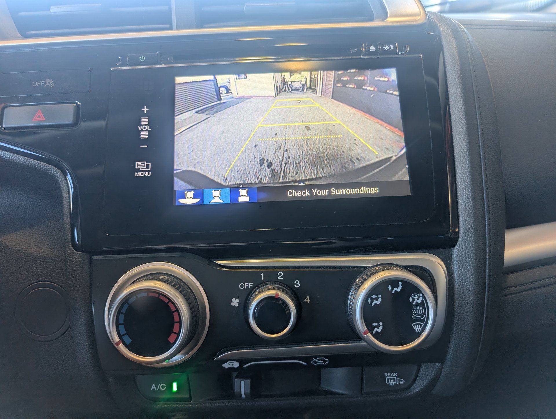 Honda Fit 2016 - Image 21