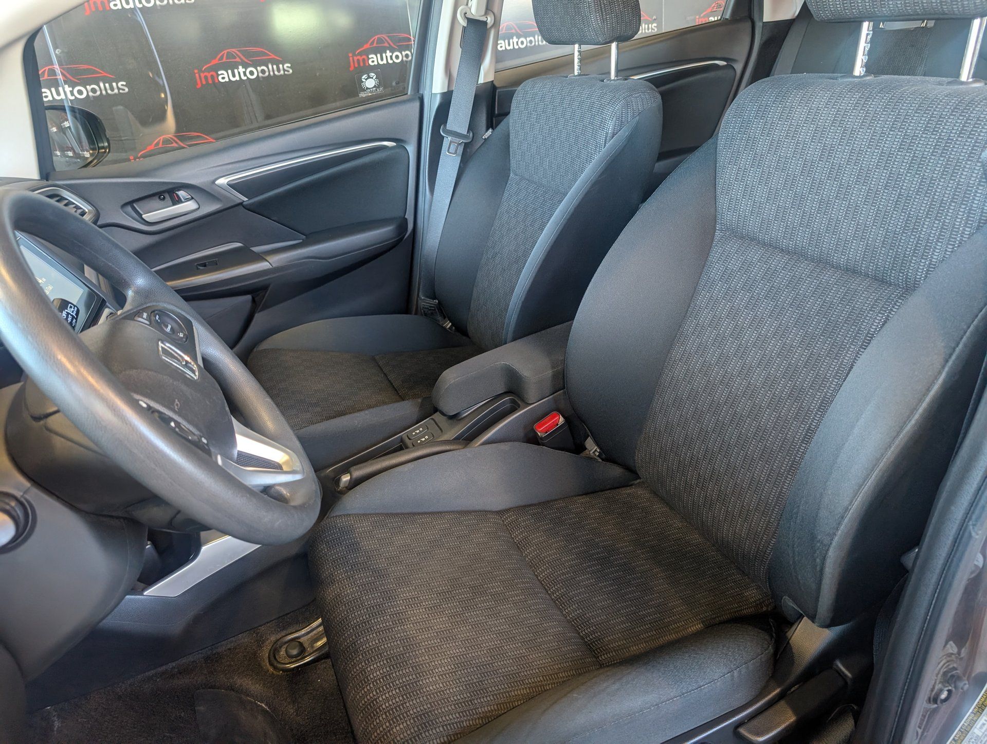 Honda Fit 2016 - Image 14