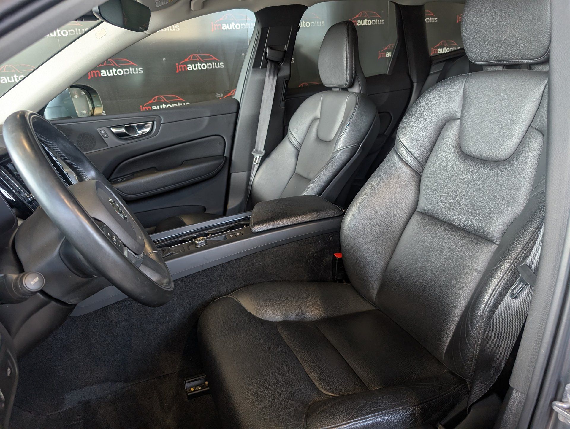 Volvo XC60 2020 - Image 15