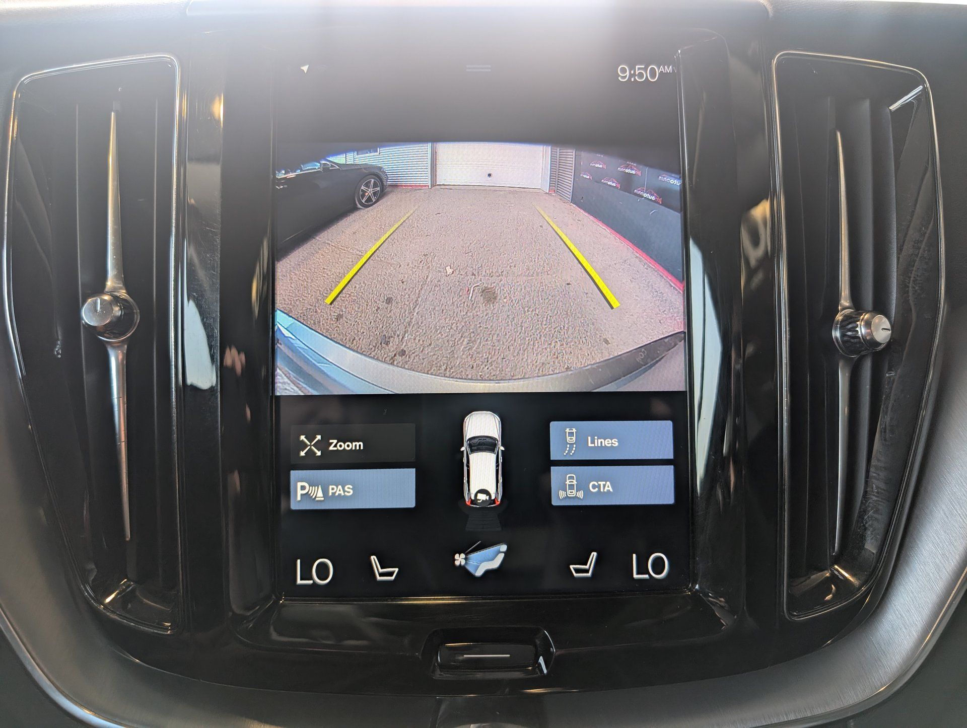 Volvo XC60 2020 - Image 23
