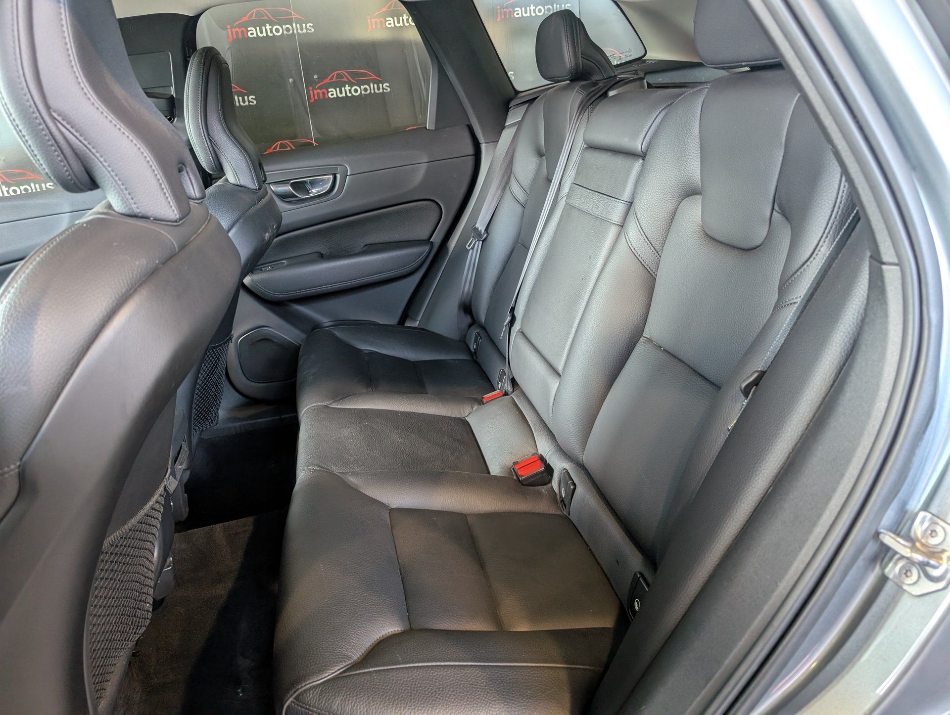 Volvo XC60 2020 - Image 25
