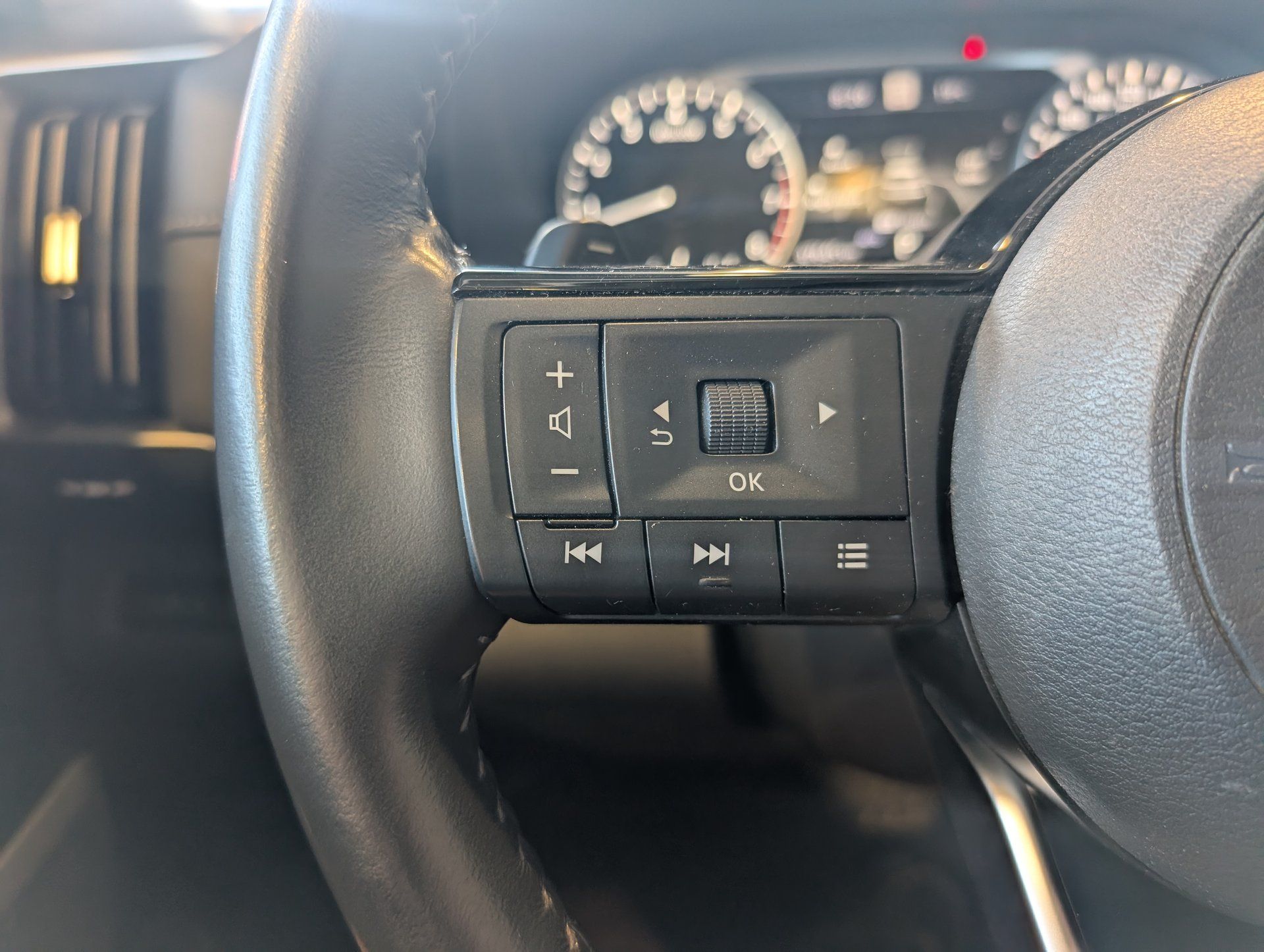 Nissan Pathfinder 2022 - Image 20