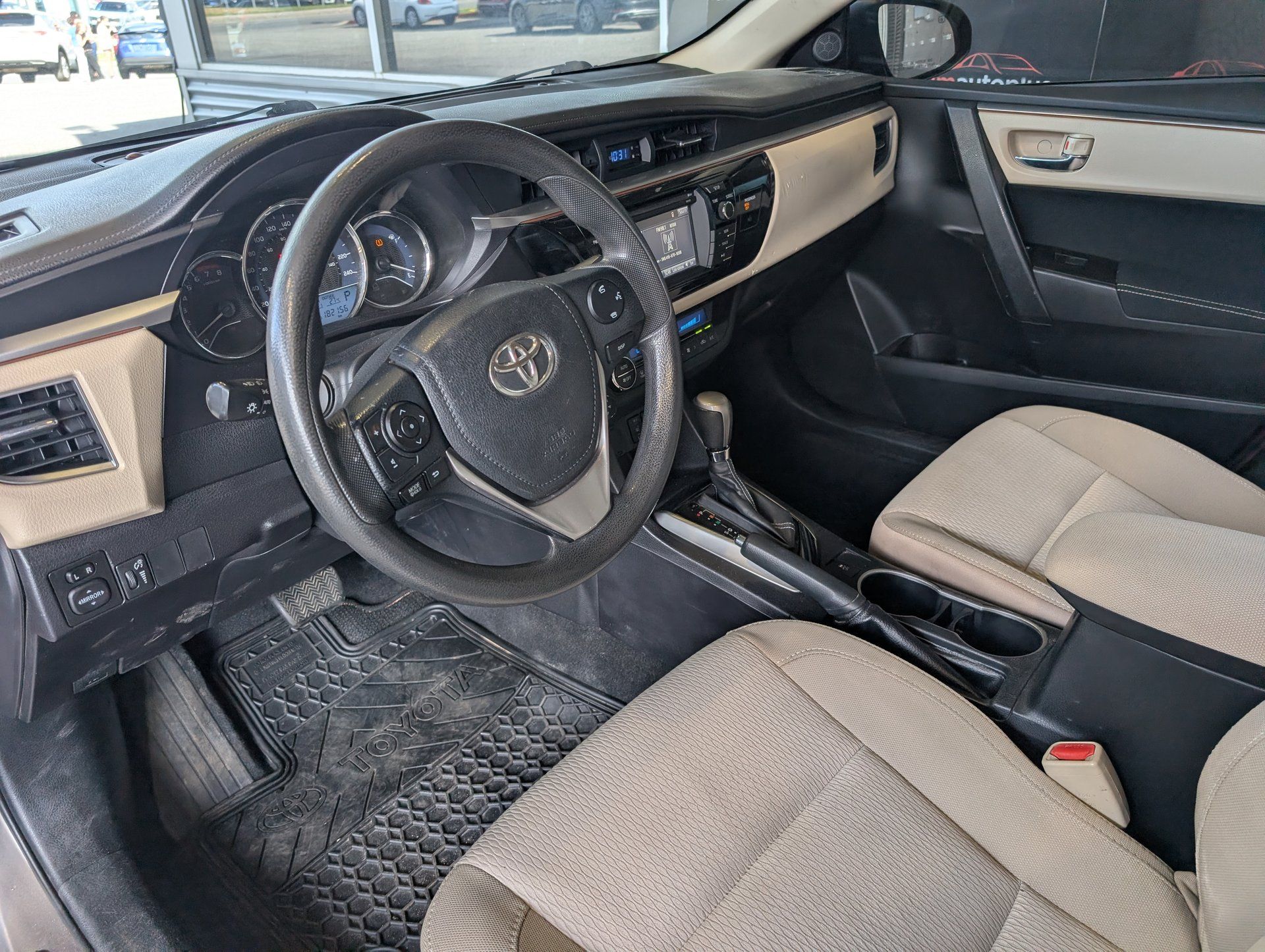 Toyota Corolla 2014 - Image 13