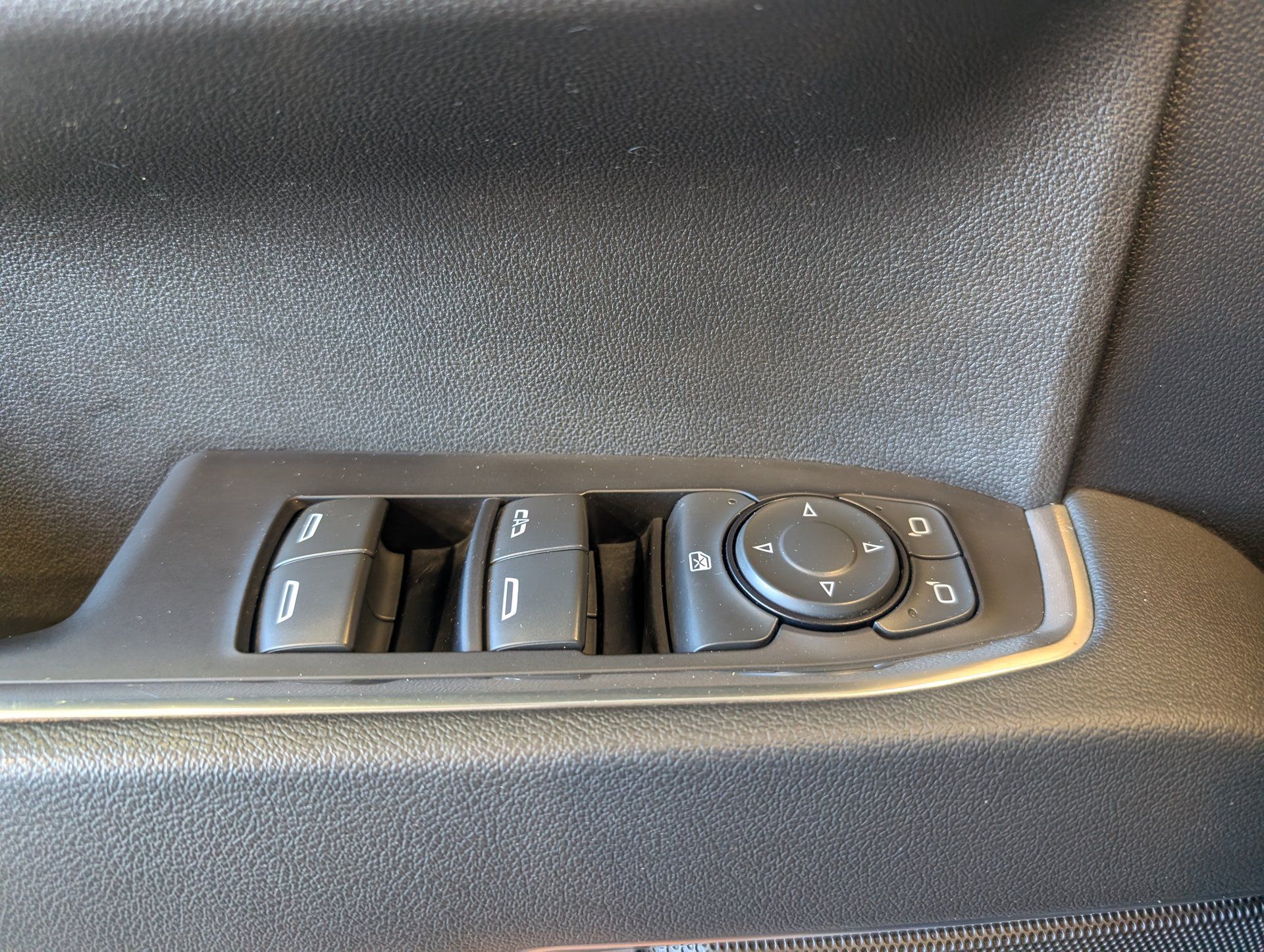 Chevrolet Silverado 1500 2022 - Image 17
