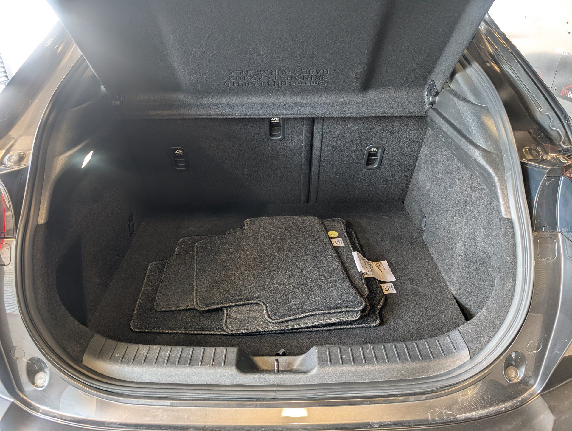 Mazda MX-30 EV 2023 - Image 27