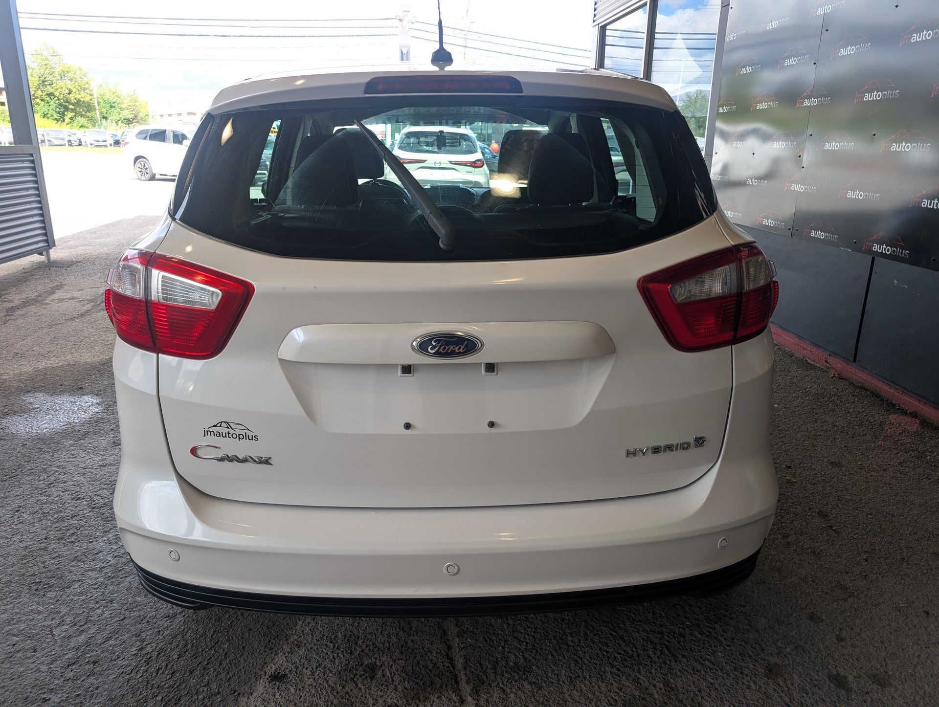 Ford C-Max Hybrid 2016 - Image 9