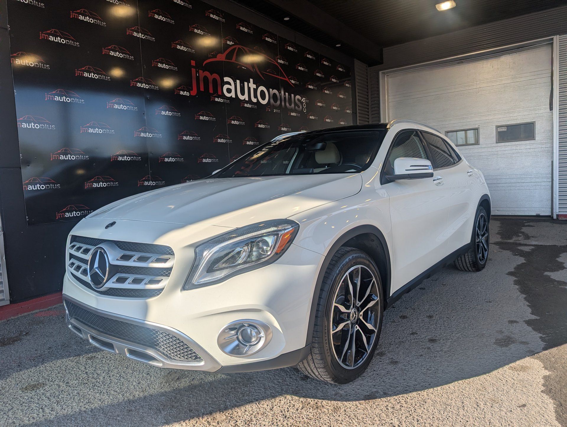 Mercedes-Benz GLA 250 2018 - Image 1