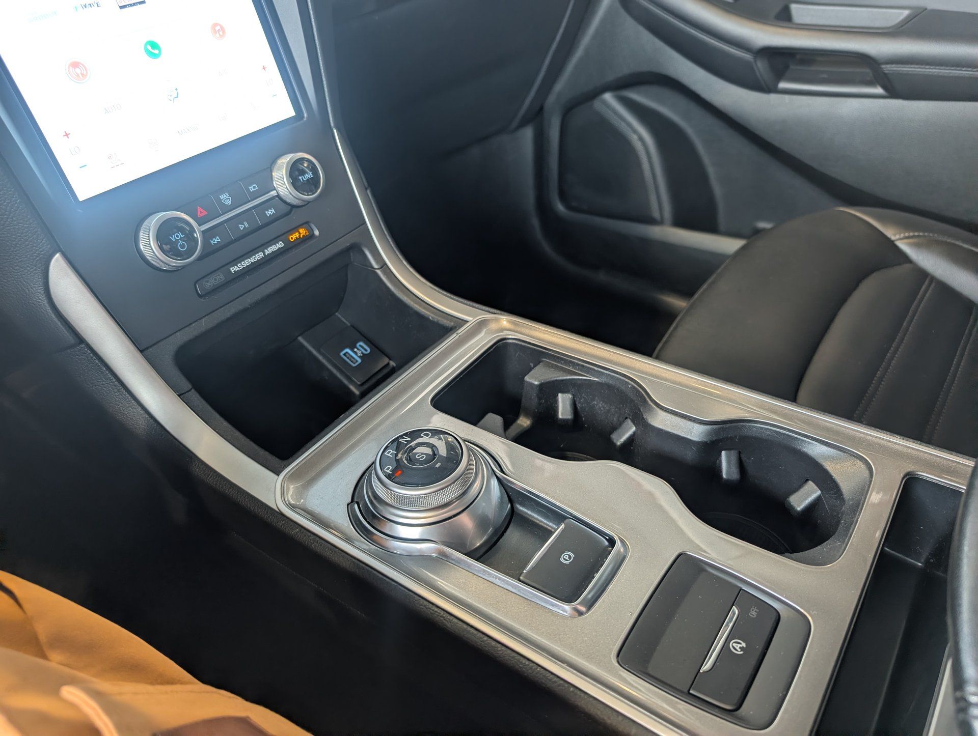 Ford Edge 2023 - Image 25