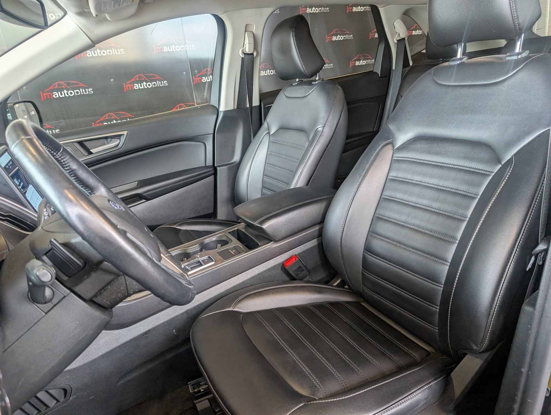 Ford Edge 2023 - Image 15