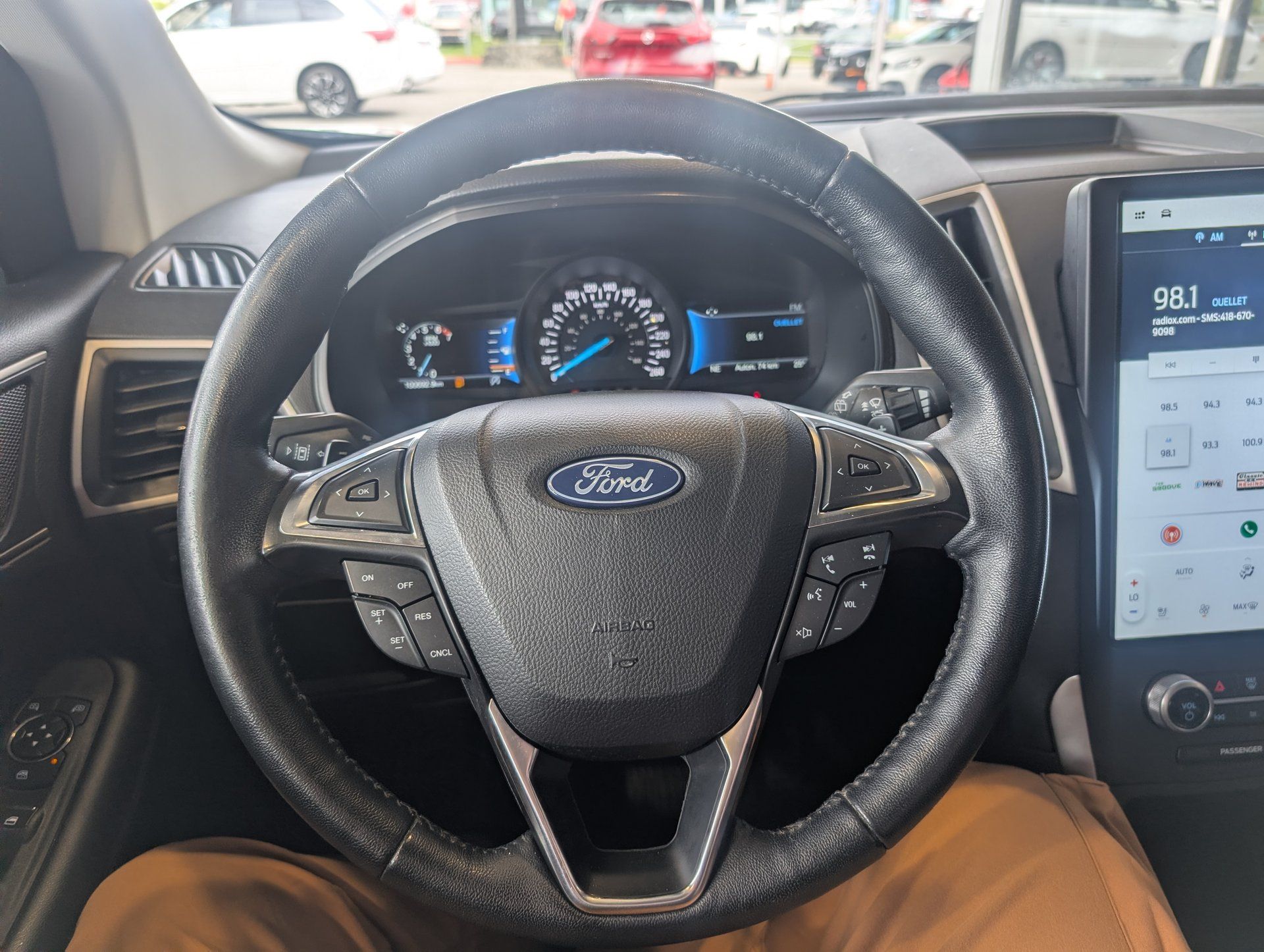 Ford Edge 2023 - Image 18