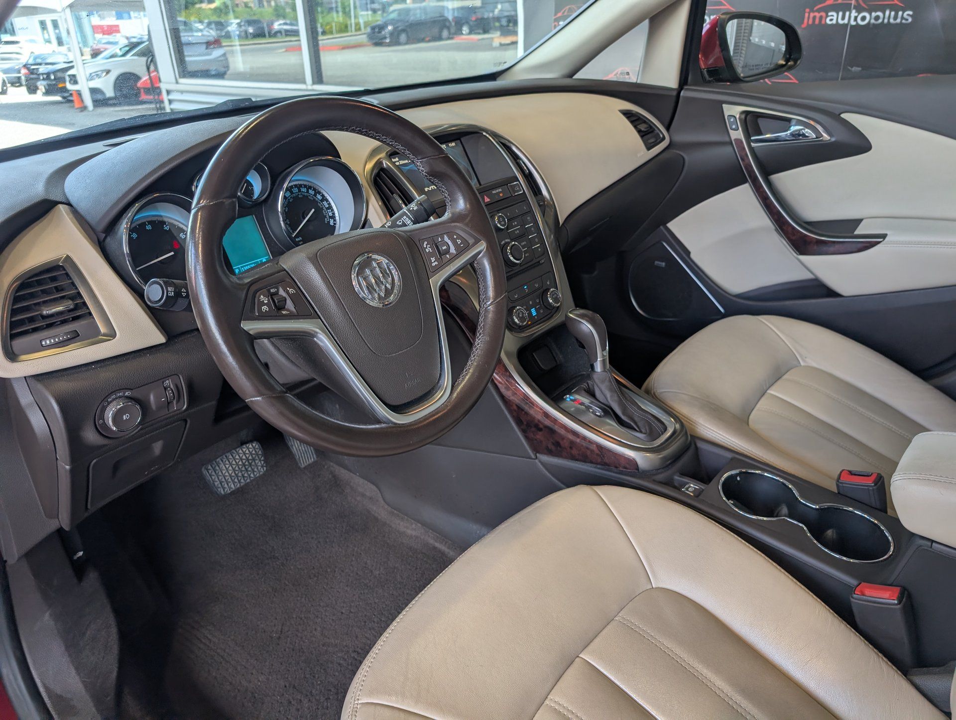 Buick Verano 2017 - Image 14