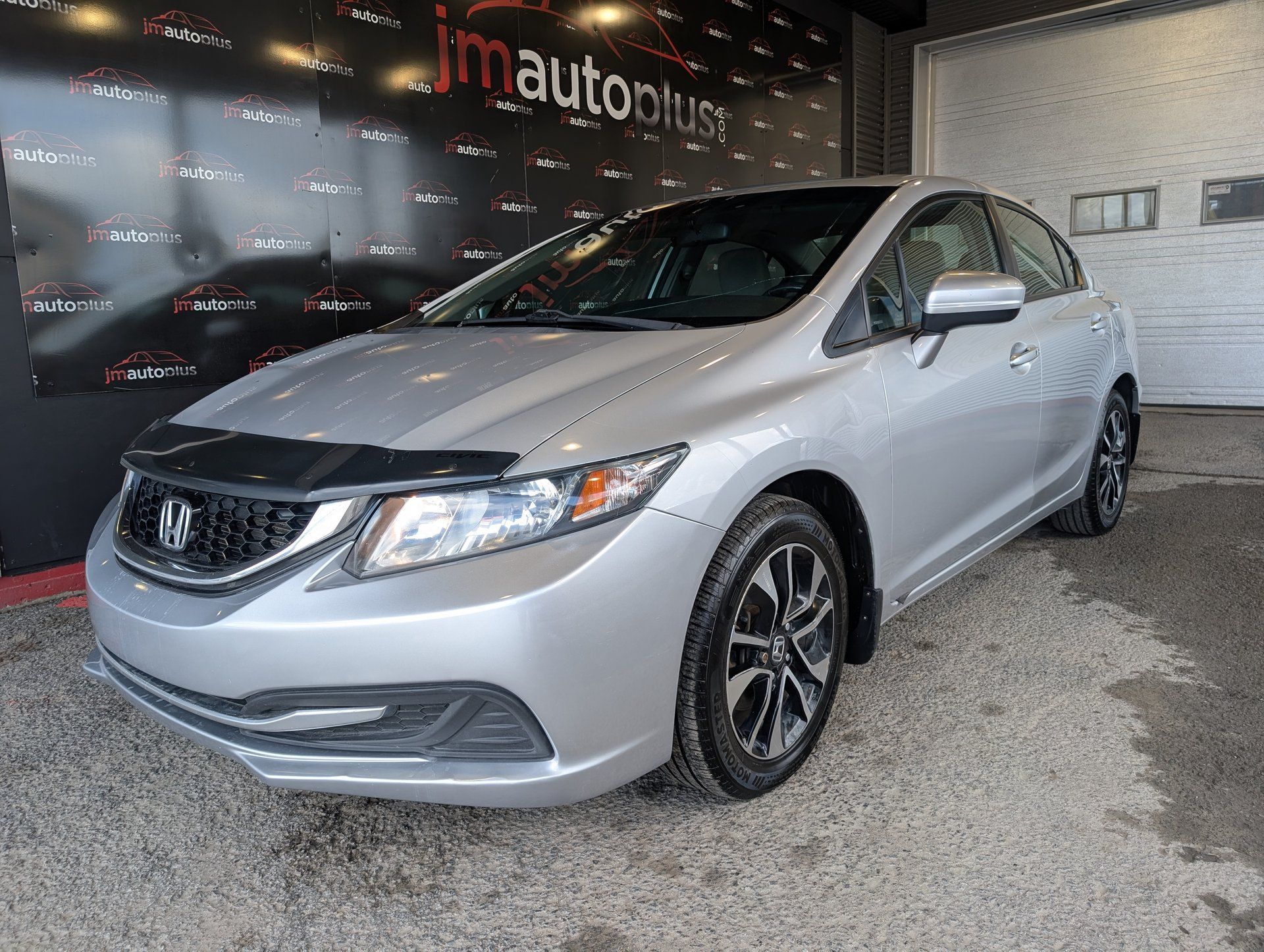 Honda Civic 2015 - Image 1