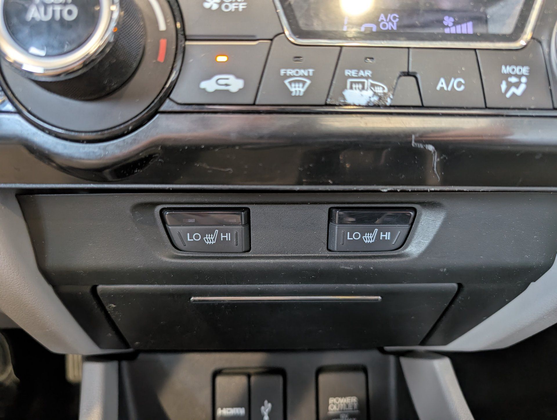 Honda Civic 2015 - Image 25