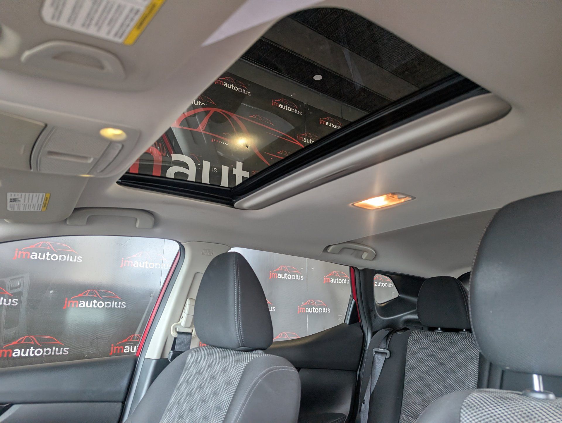Nissan Qashqai 2018 - Image 16