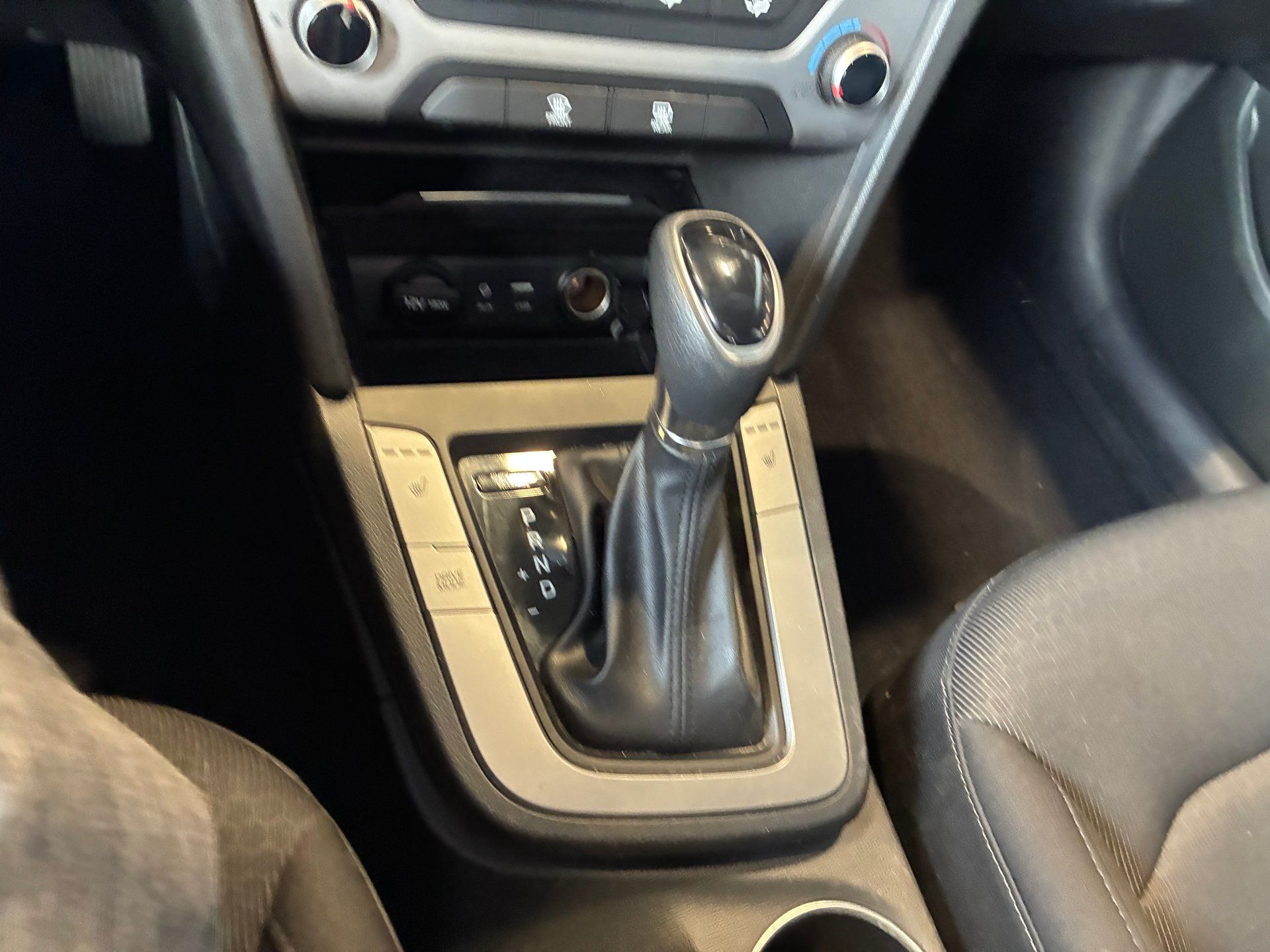 Hyundai Elantra 2018 - Image 7