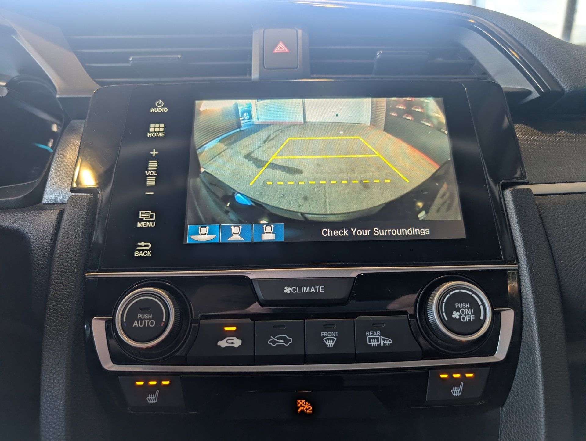 Honda Civic 2018 - Image 21
