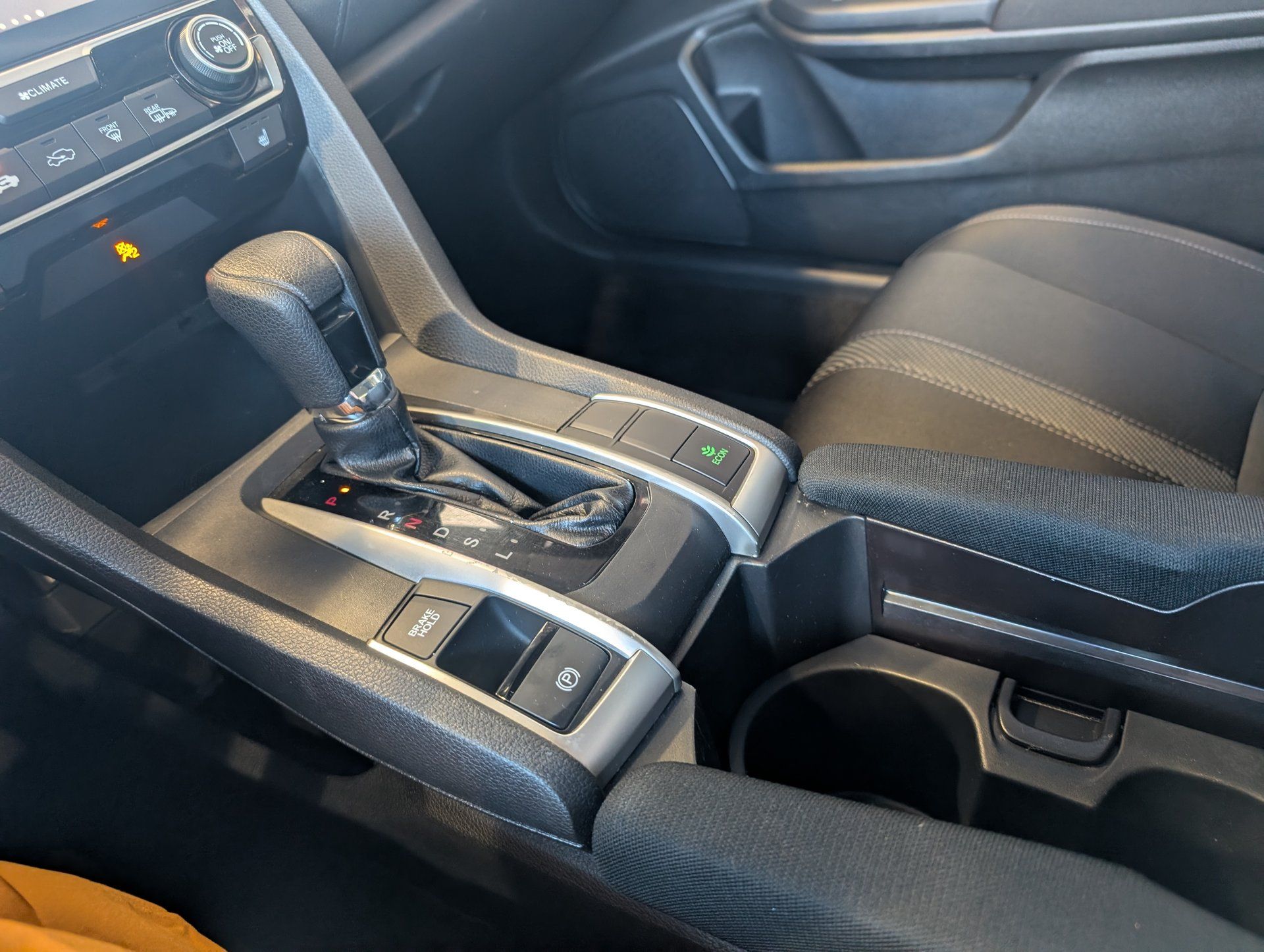 Honda Civic 2018 - Image 22