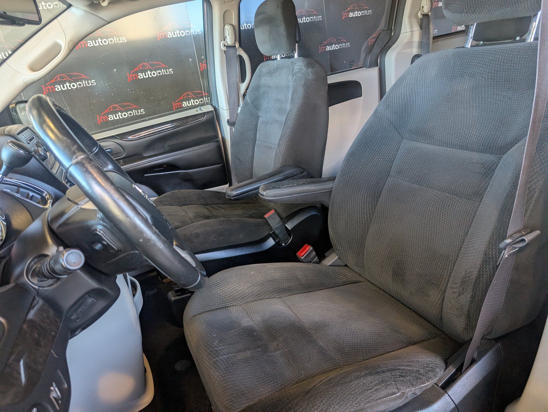 Dodge Grand Caravan 2017 - Image 13