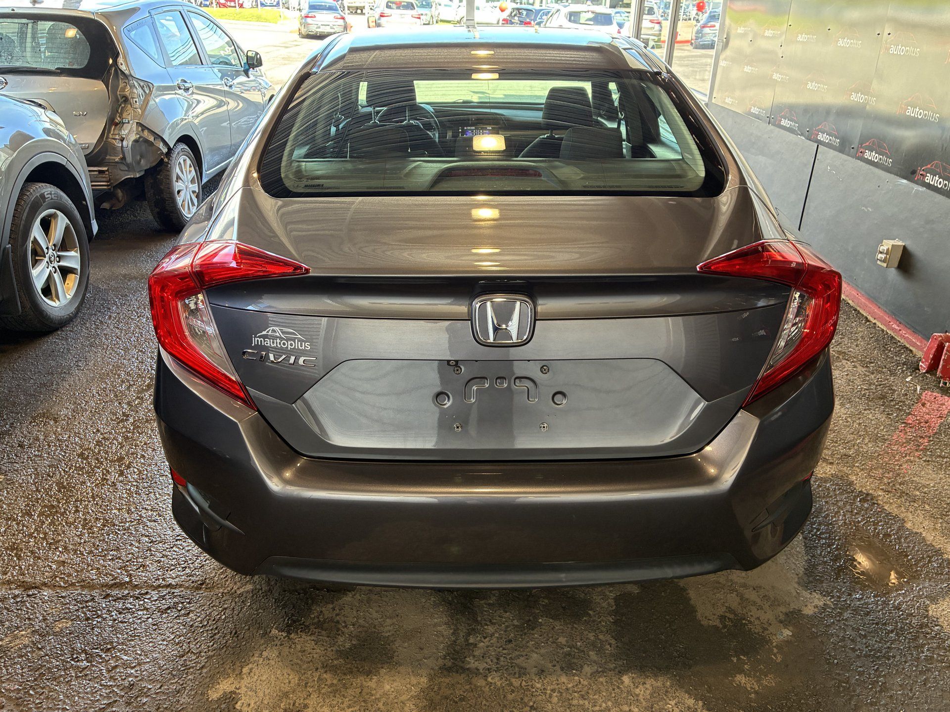 Honda Civic 2017 - Image 5