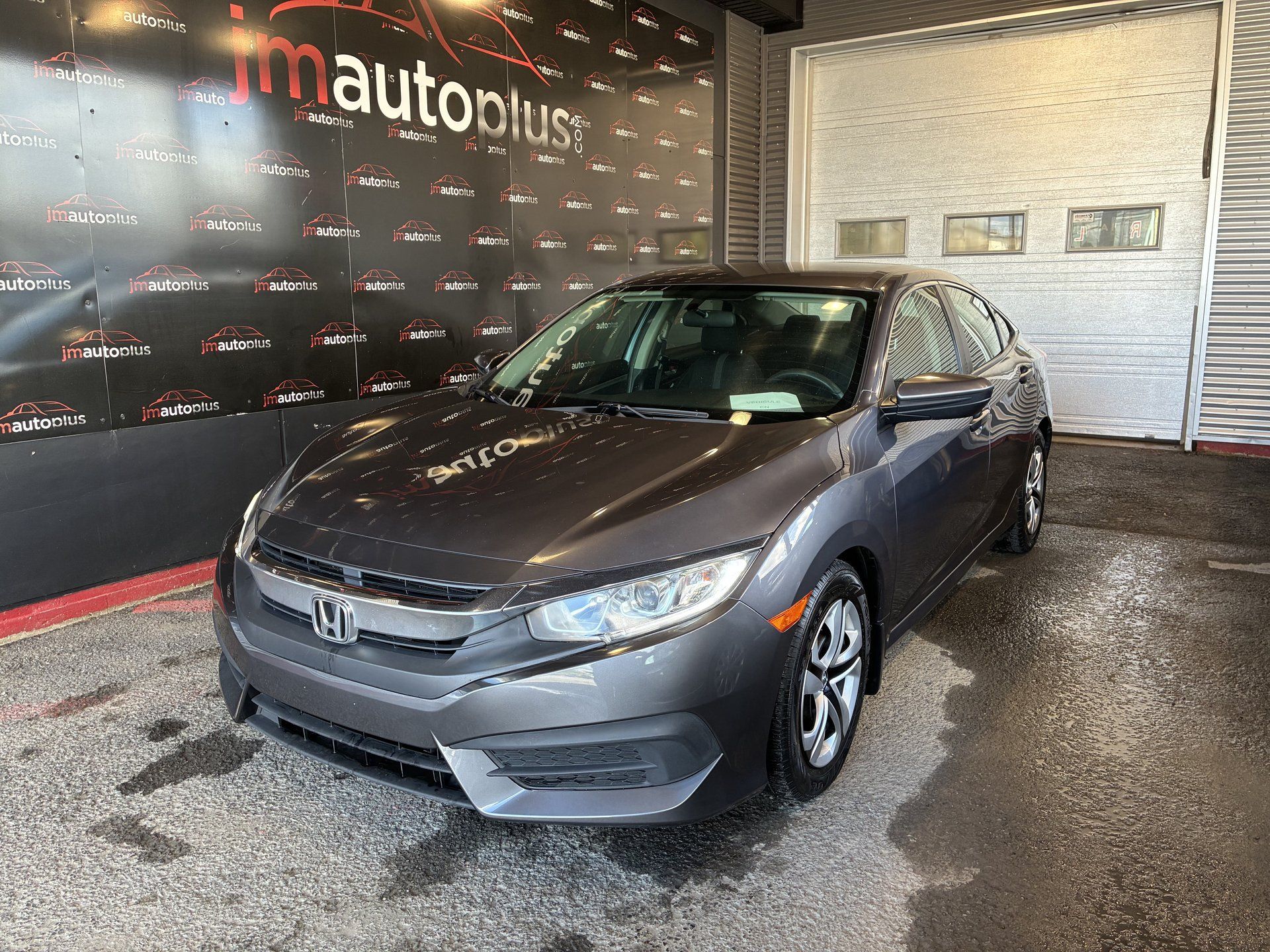 Honda Civic 2017 - Image 1
