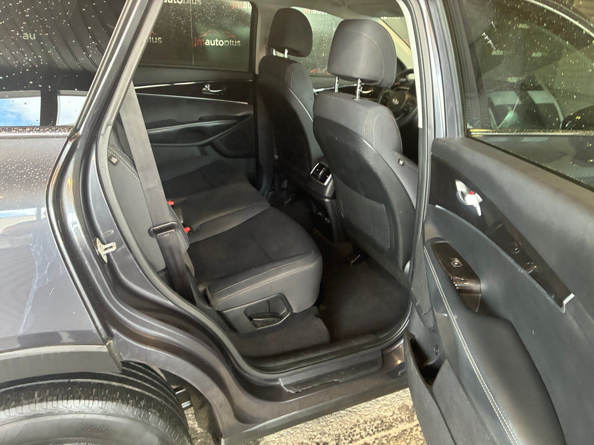 Kia Sorento 2017 - Image 22