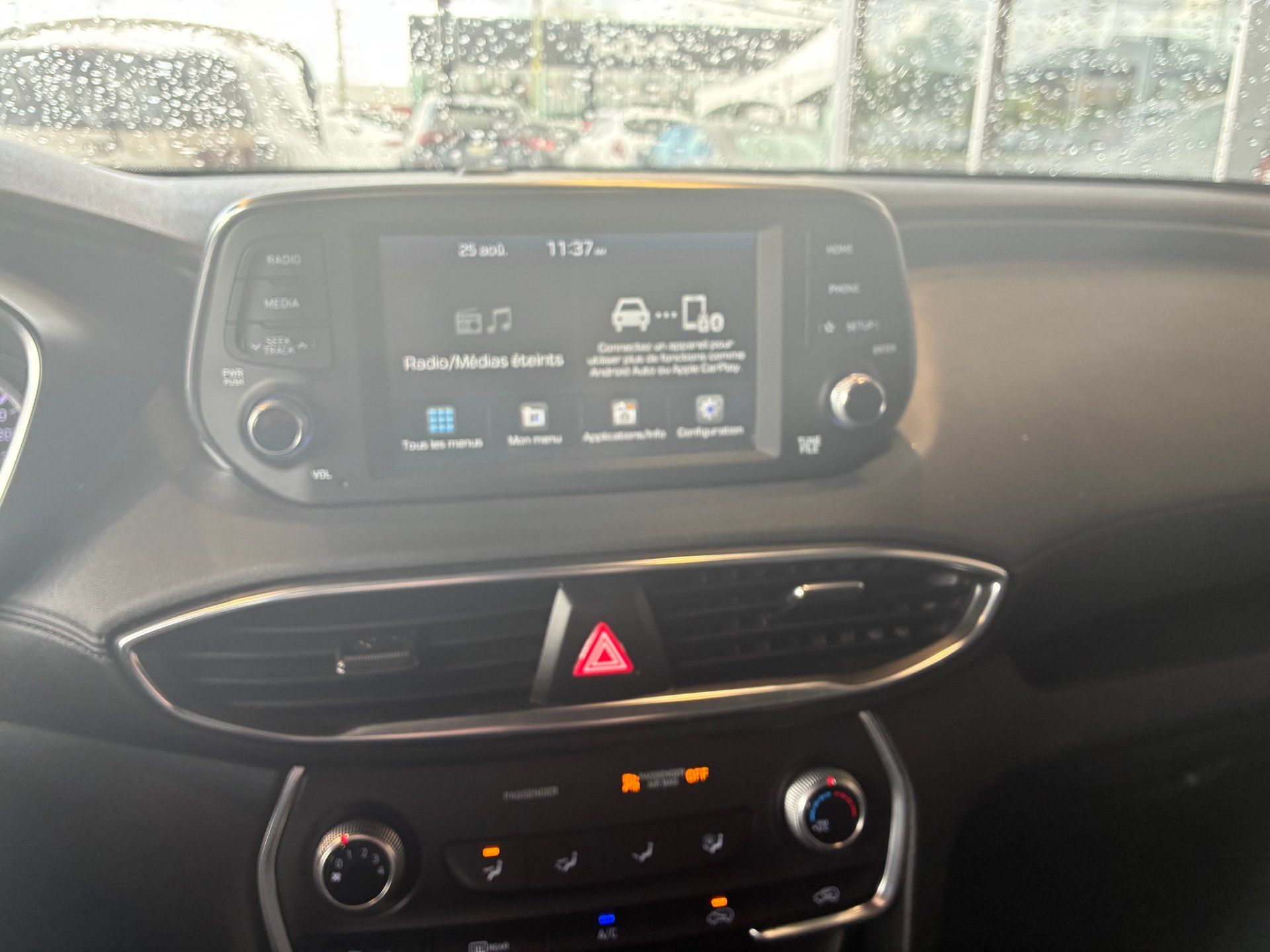 Hyundai Santa Fe 2020 - Image 17