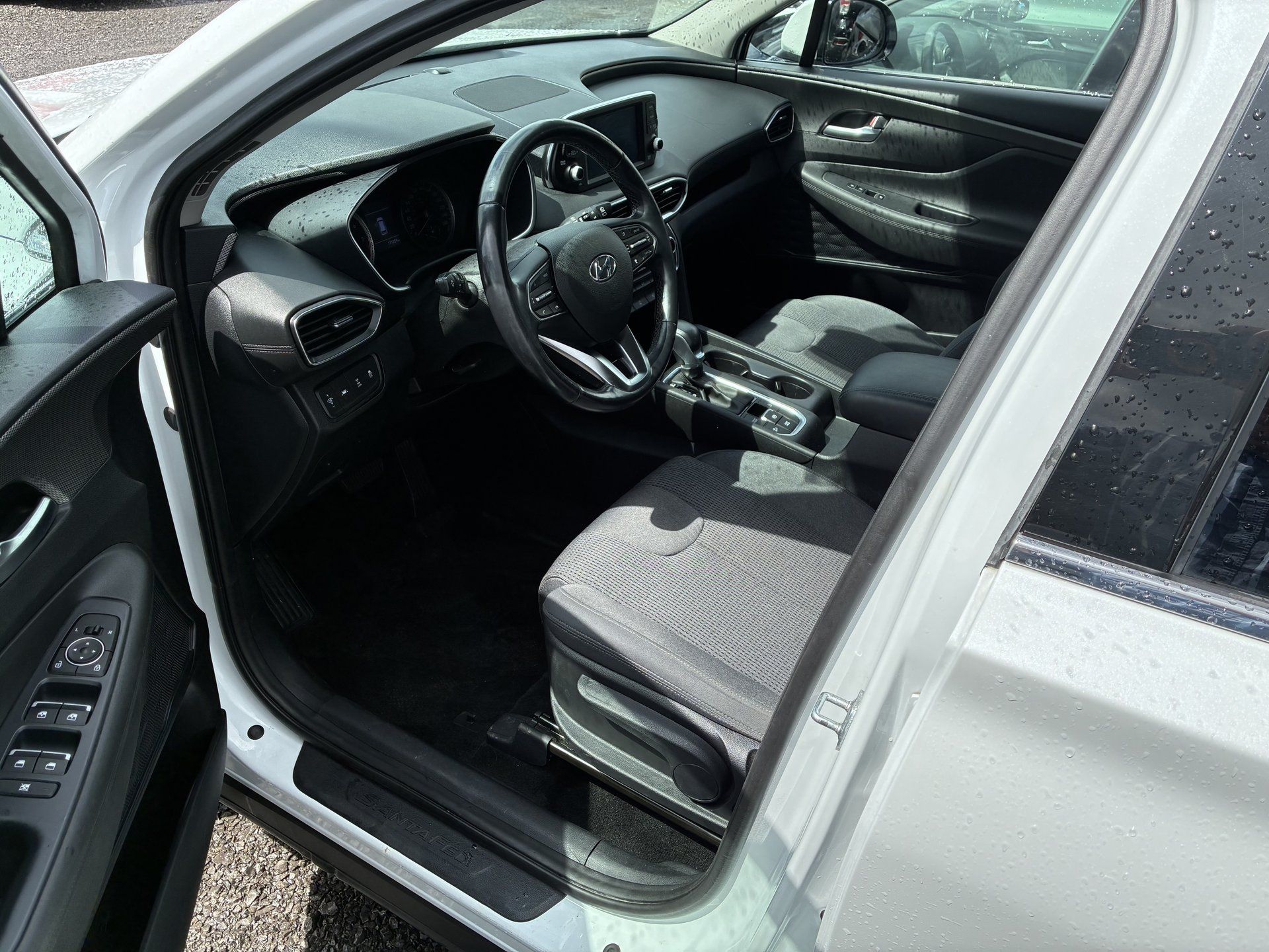 Hyundai Santa Fe 2020 - Image 13