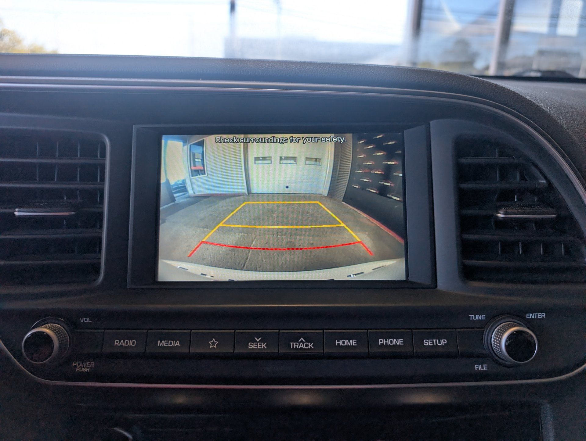 Hyundai Elantra 2020 - Image 21