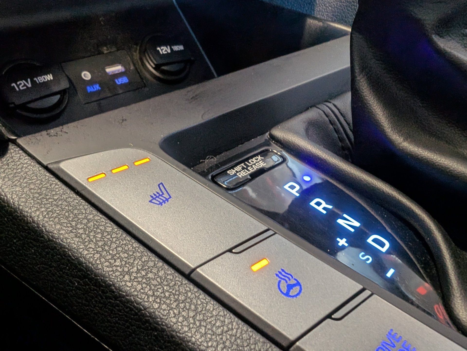 Hyundai Elantra 2020 - Image 23