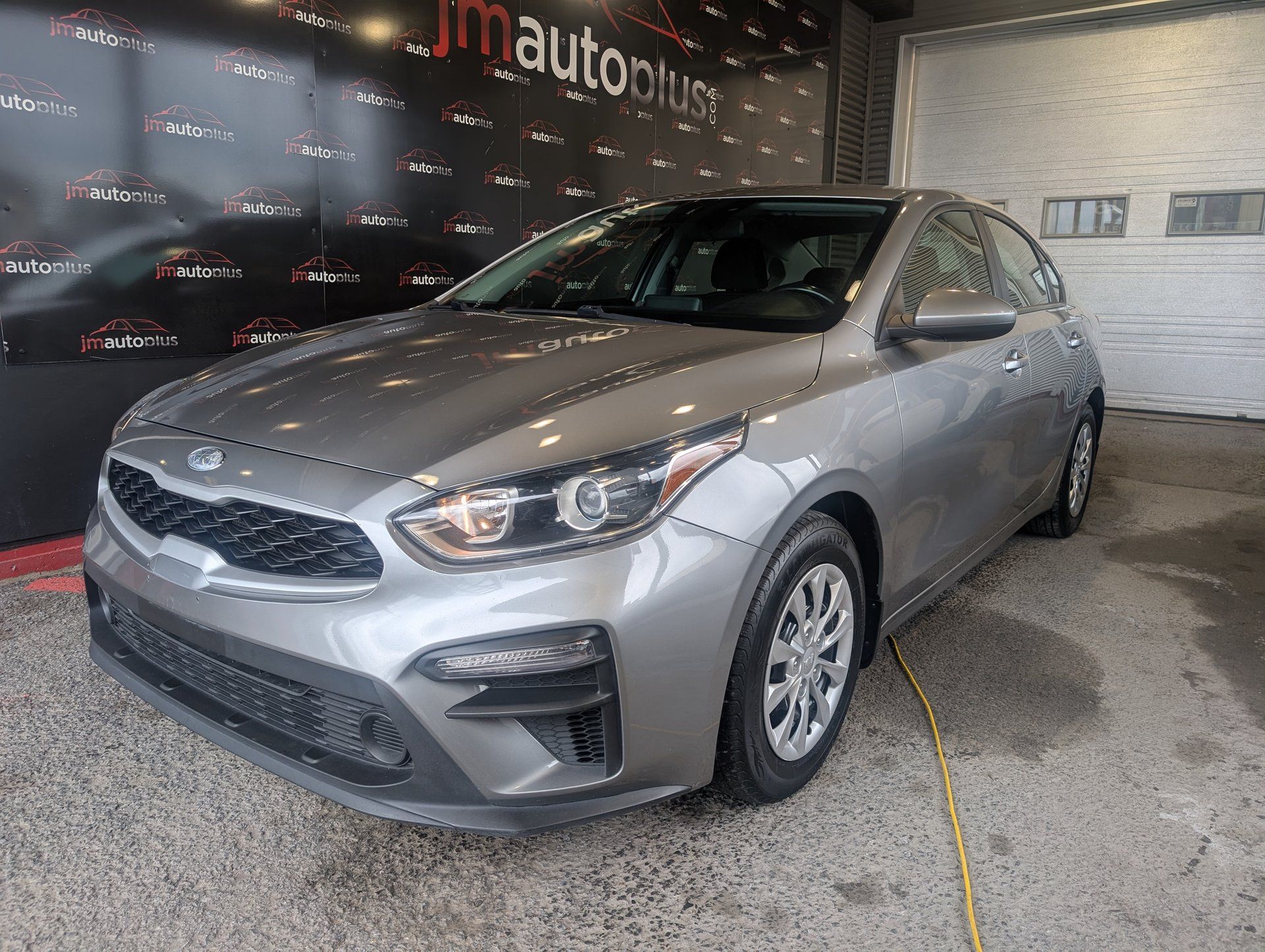 Kia Forte 2021 - Image 1