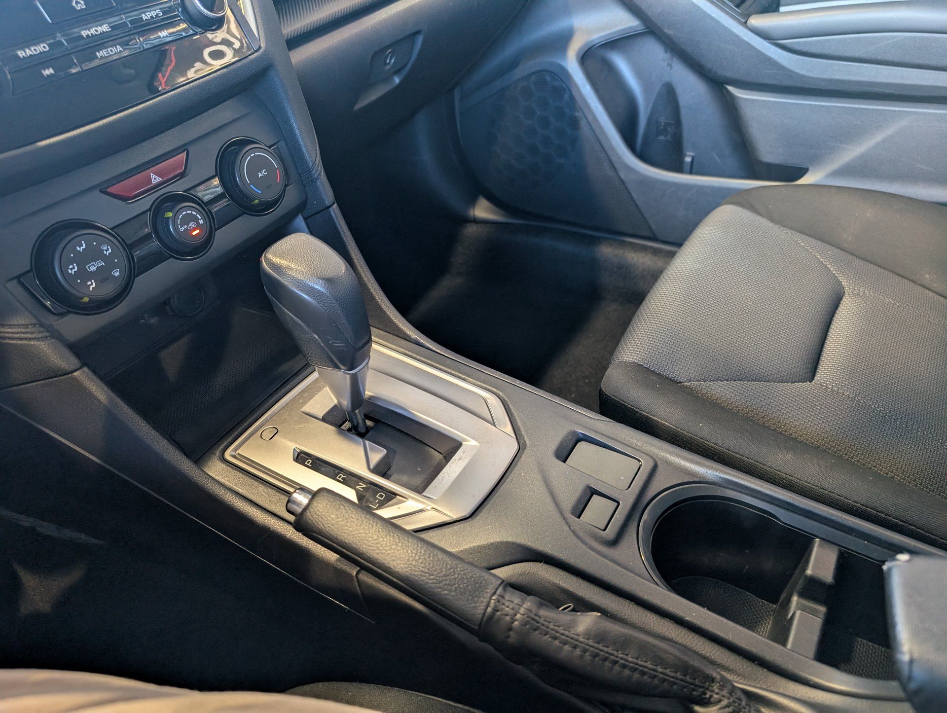 Subaru Impreza 2019 - Image 23