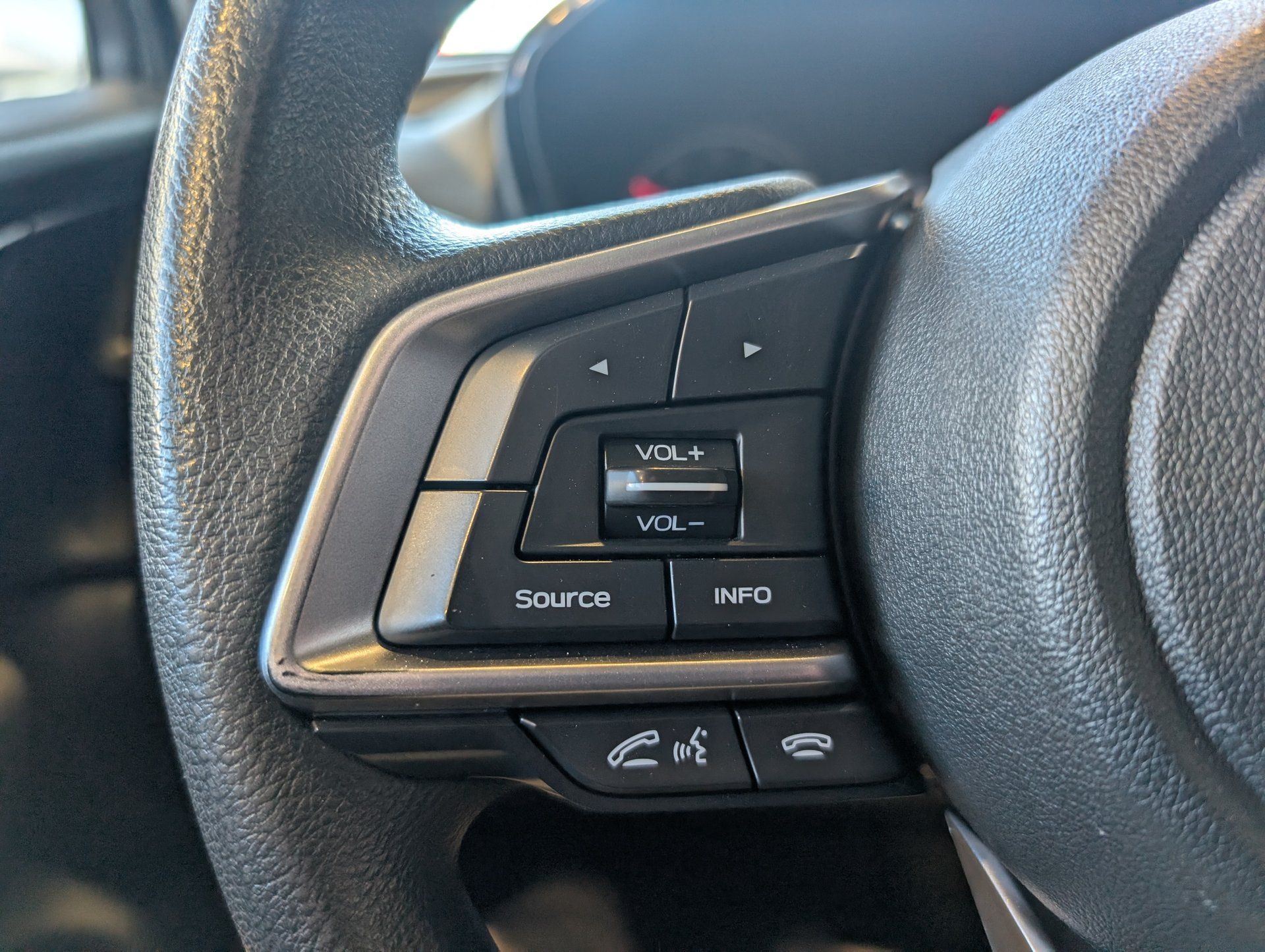 Subaru Impreza 2019 - Image 16