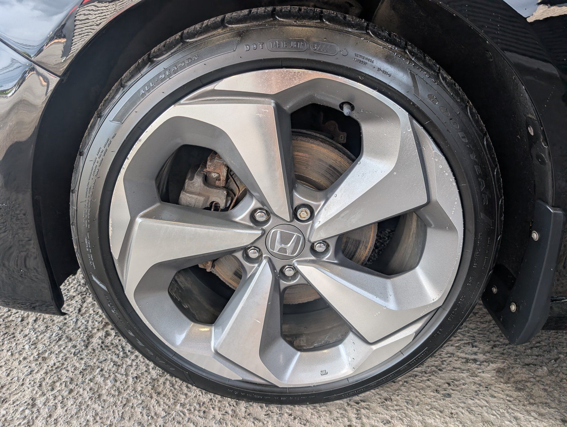 Honda Accord 2018 - Image 32