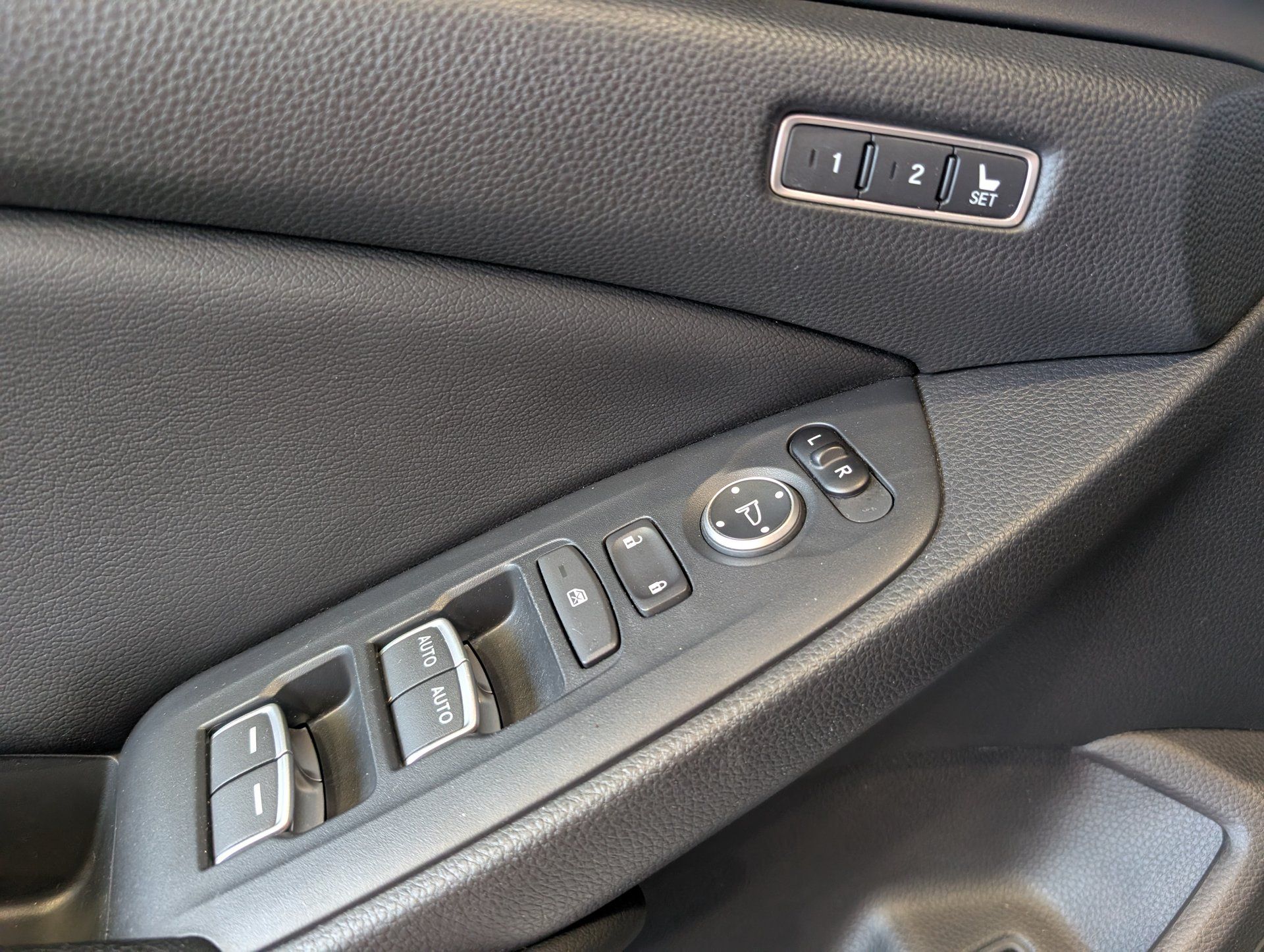 Honda Accord 2018 - Image 17