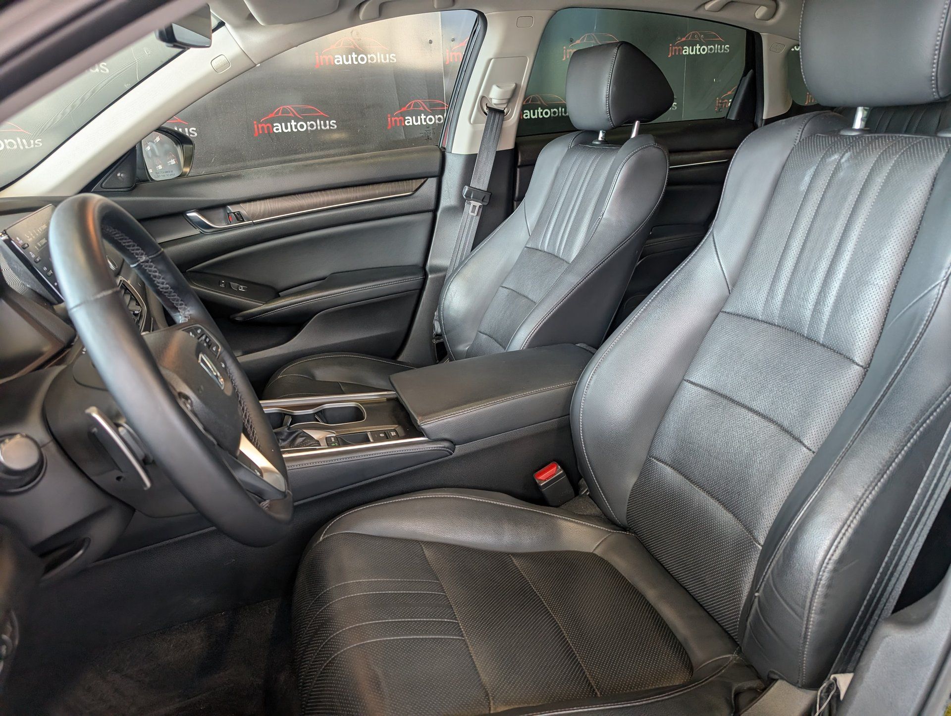 Honda Accord 2018 - Image 14