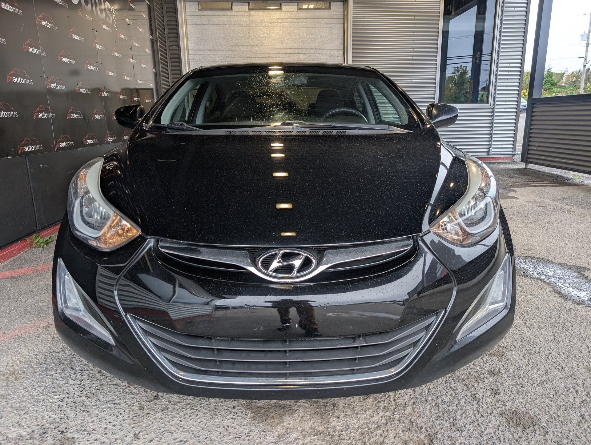 Hyundai Elantra 2015 - Image 3
