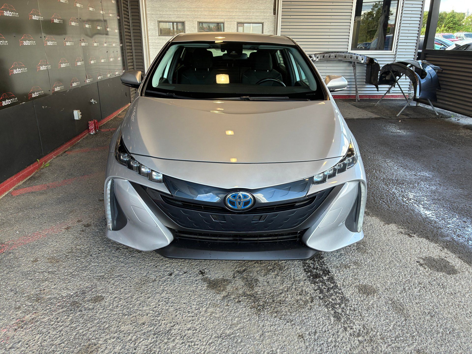 Toyota Prius Prime 2020 - Image 2