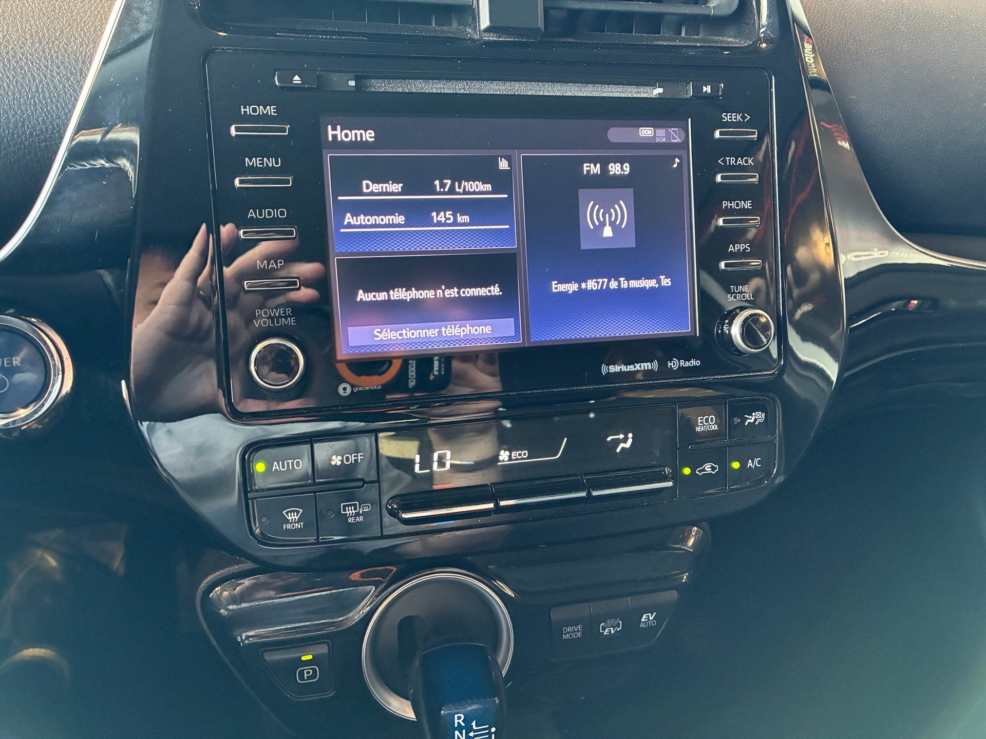 Toyota Prius Prime 2020 - Image 10