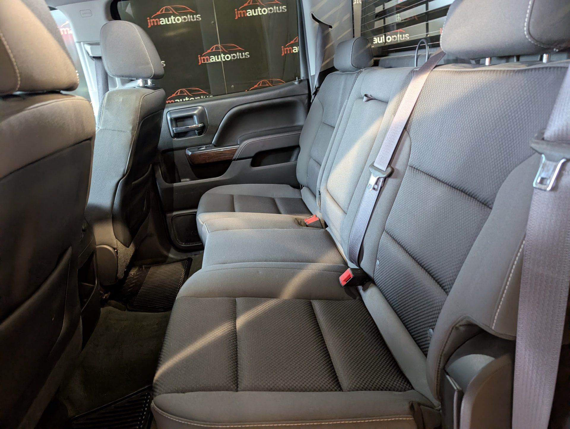 GMC Sierra 1500 2015 - Image 25